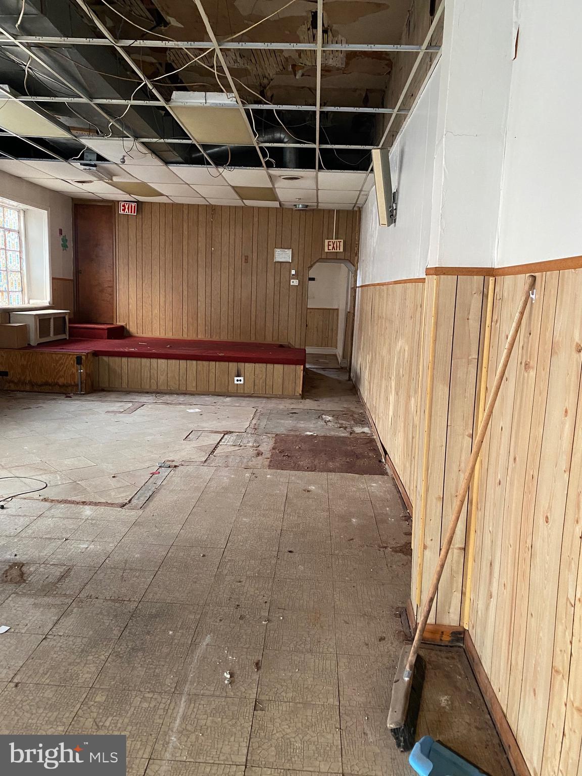 POINT BREEZE - Residential