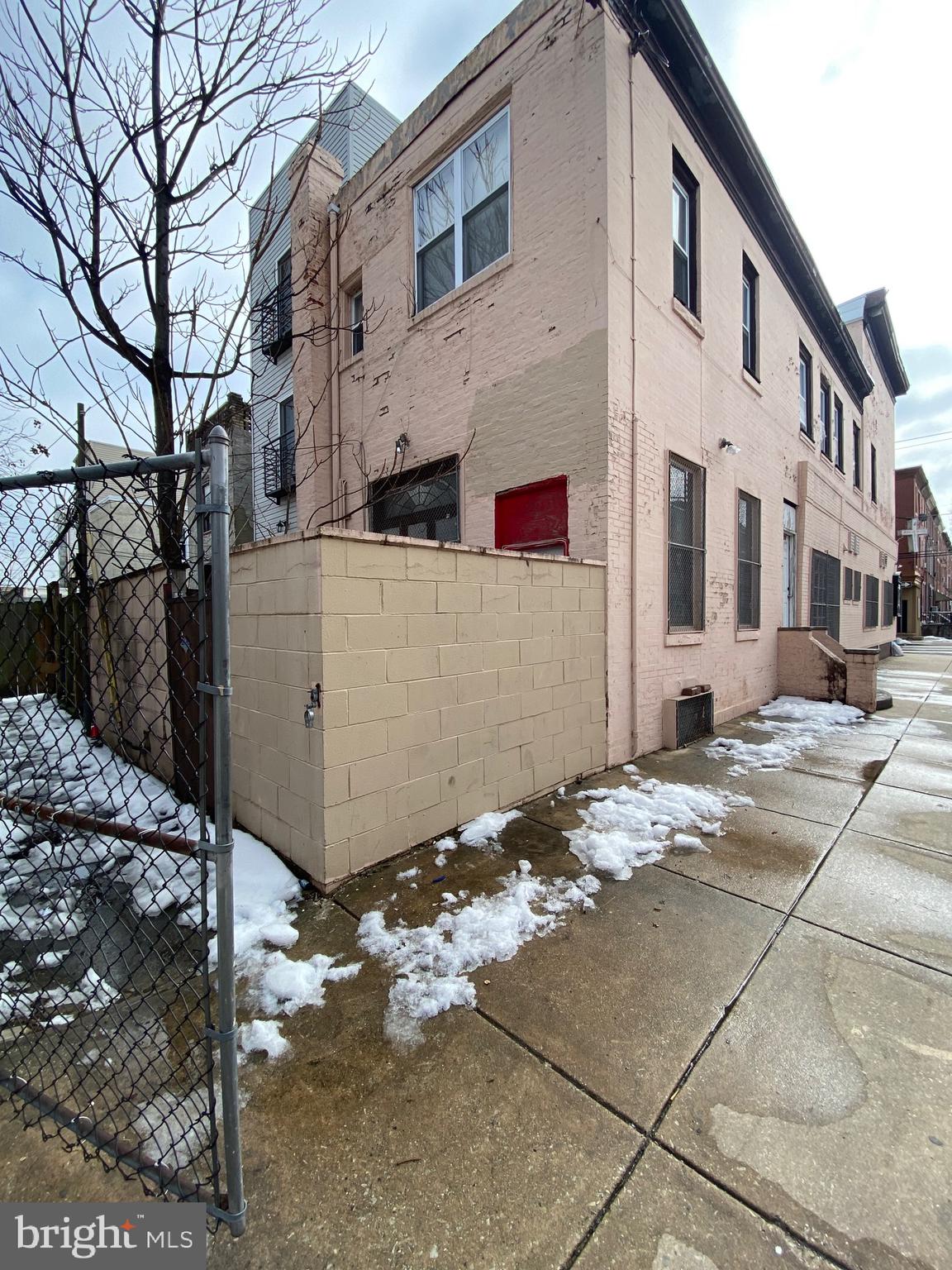 POINT BREEZE - Residential