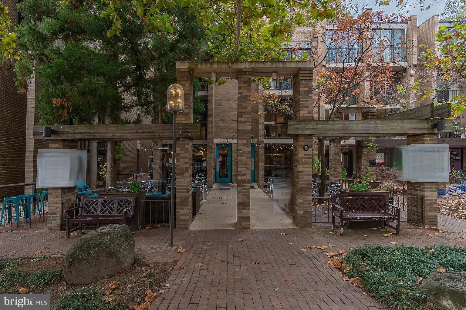 LAKE ANNE OF RESTON - Residential