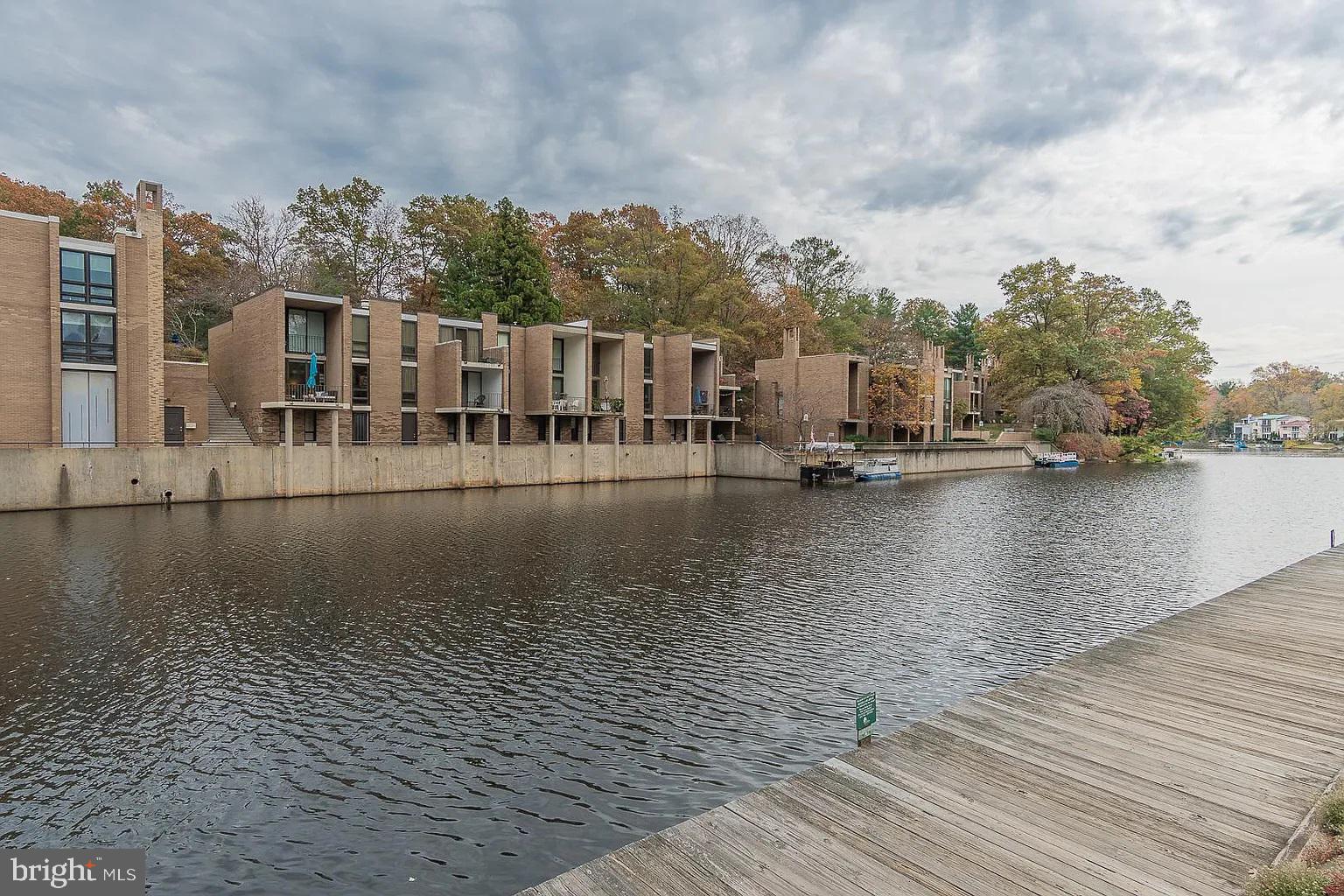 LAKE ANNE OF RESTON - Residential