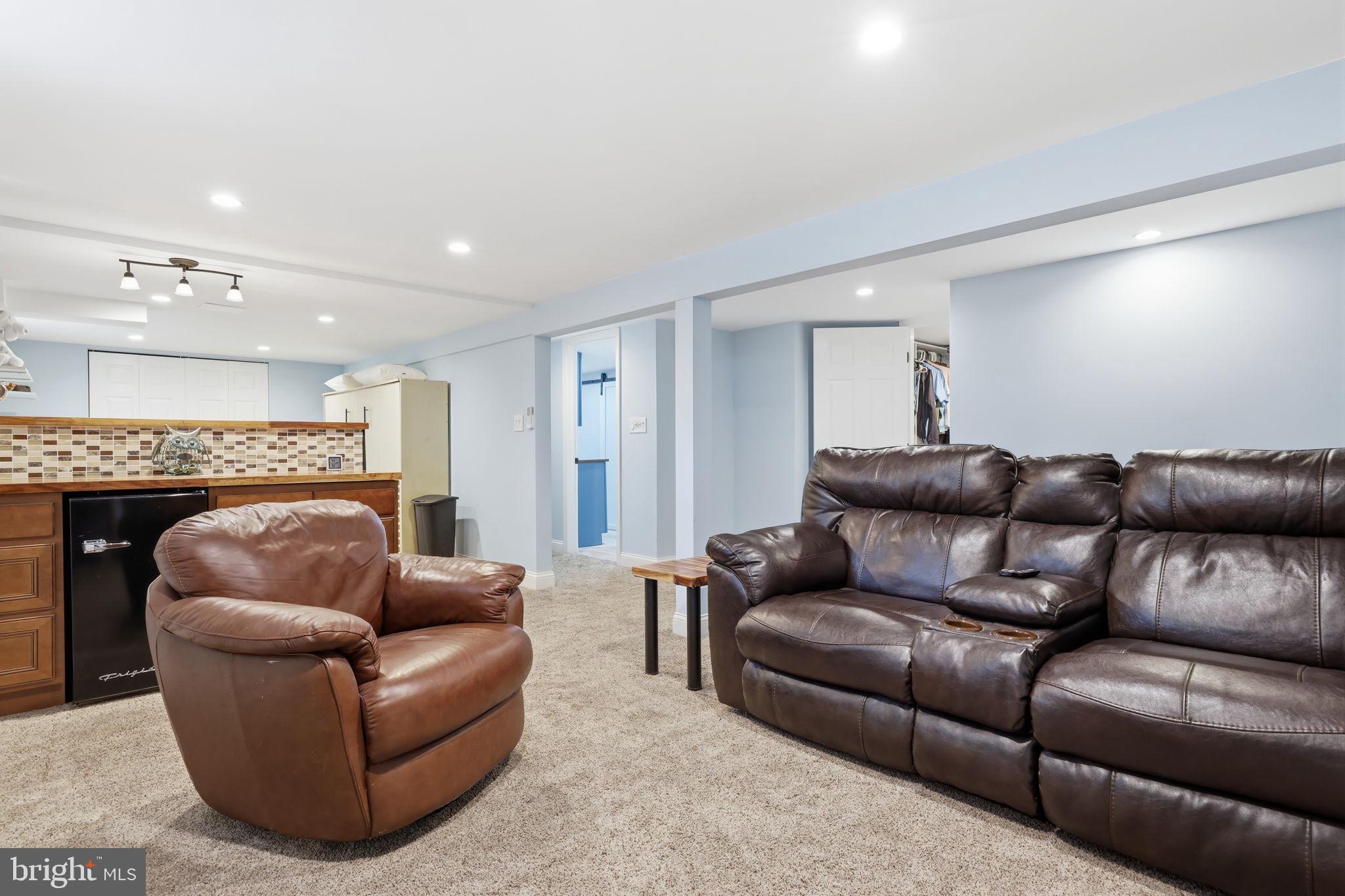 CAPITOL VIEW - Residential