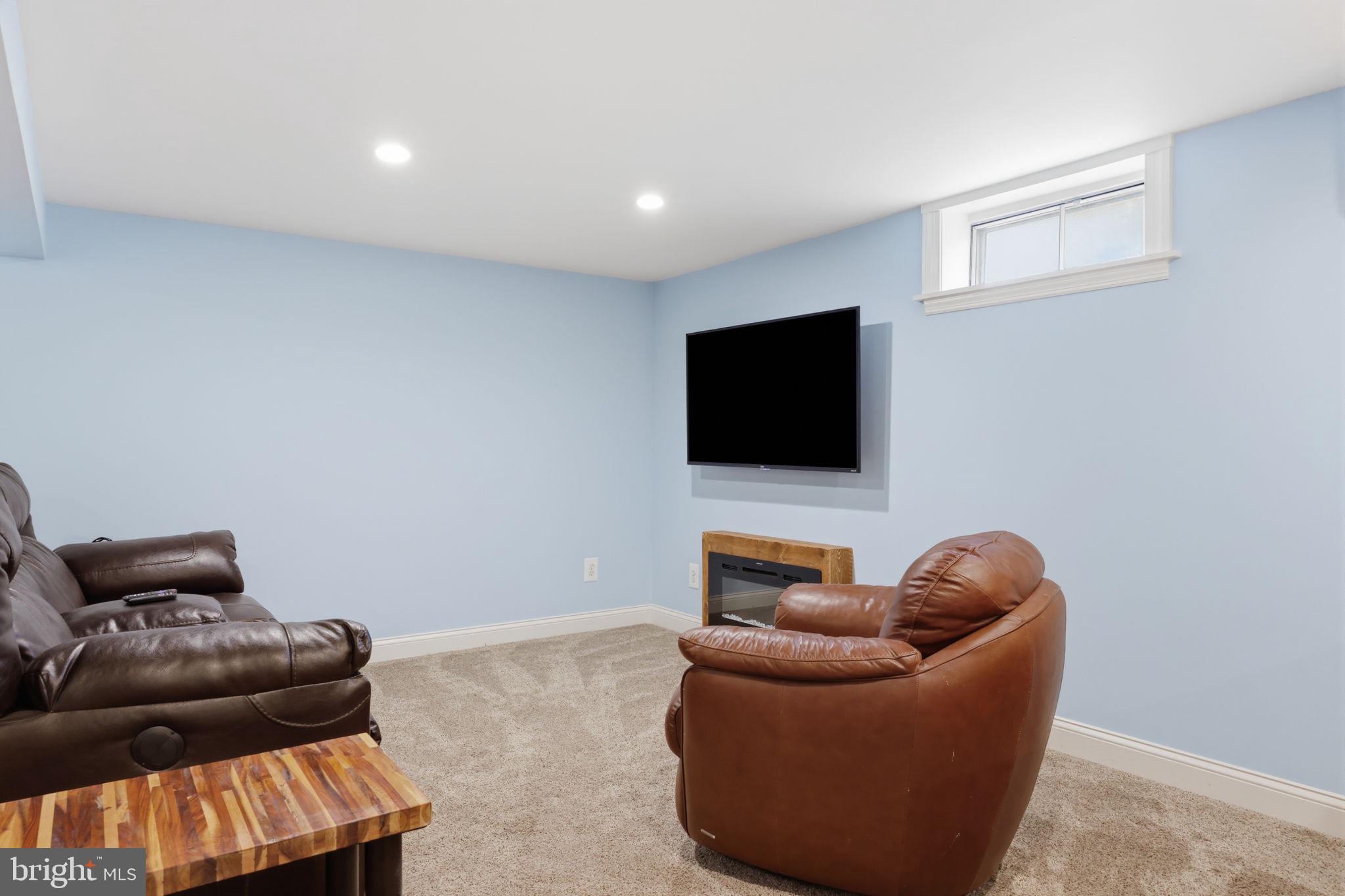 CAPITOL VIEW - Residential