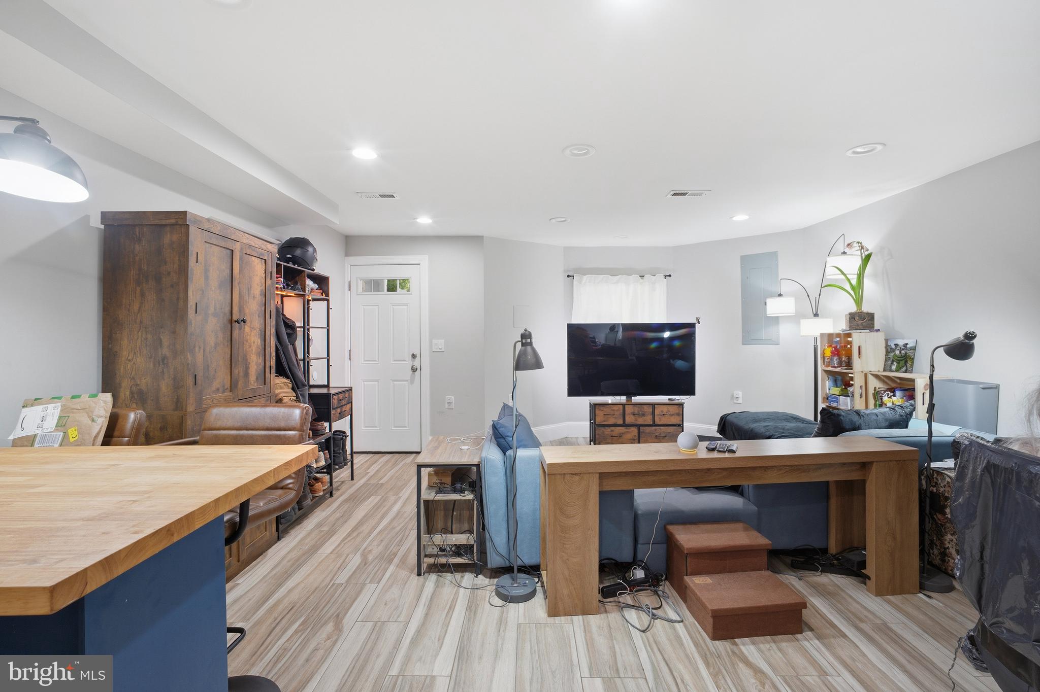 BLOOMINGDALE - Residential Income
