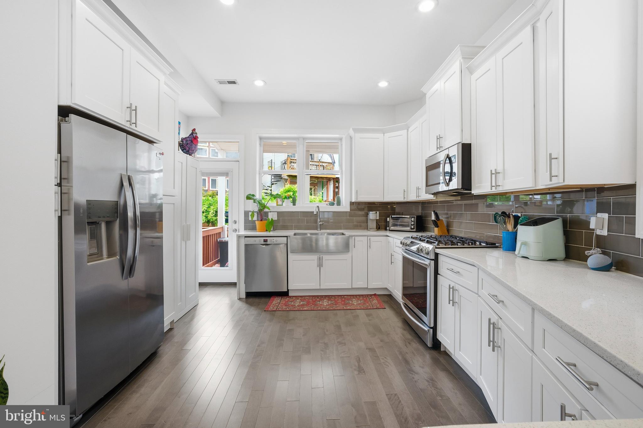 BLOOMINGDALE - Residential Income
