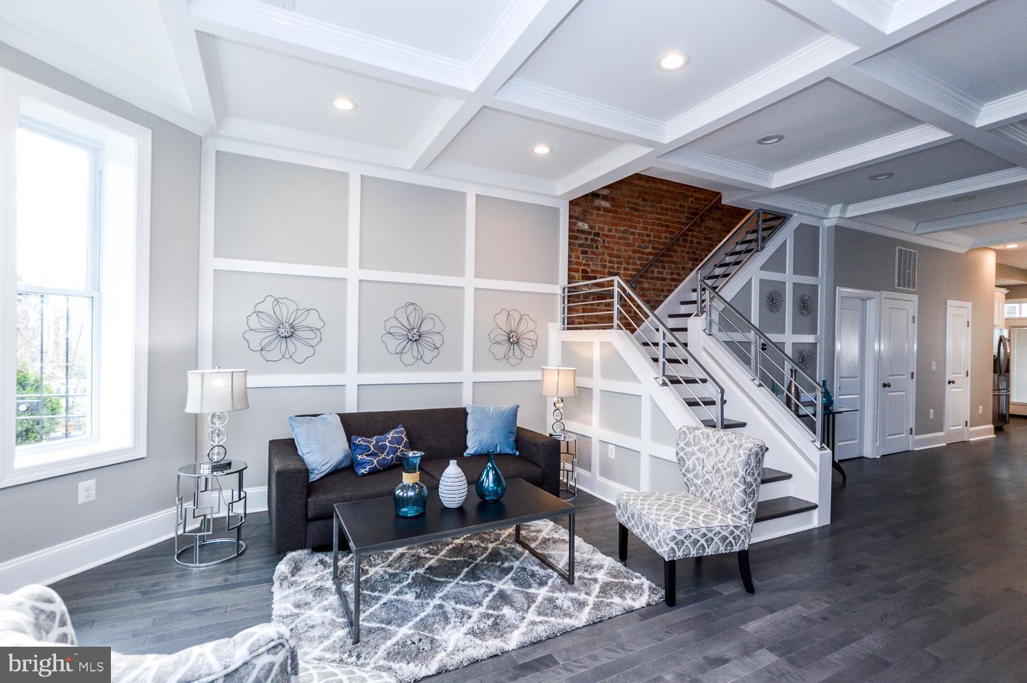 BLOOMINGDALE - Residential Income