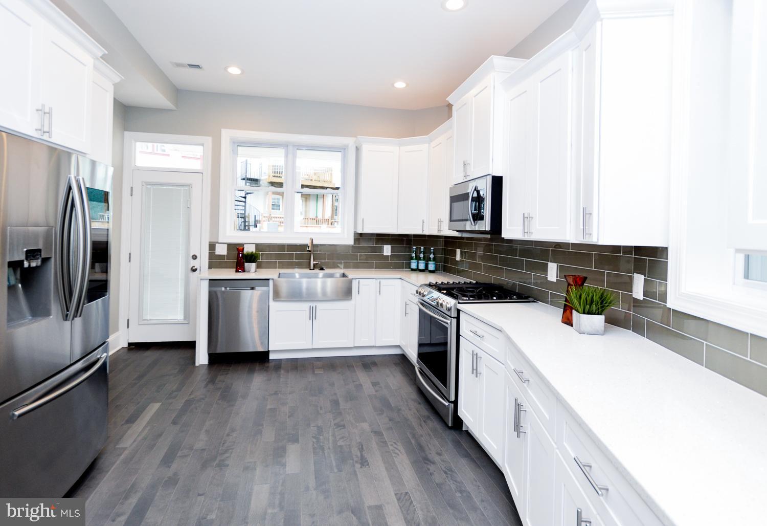 BLOOMINGDALE - Residential Income