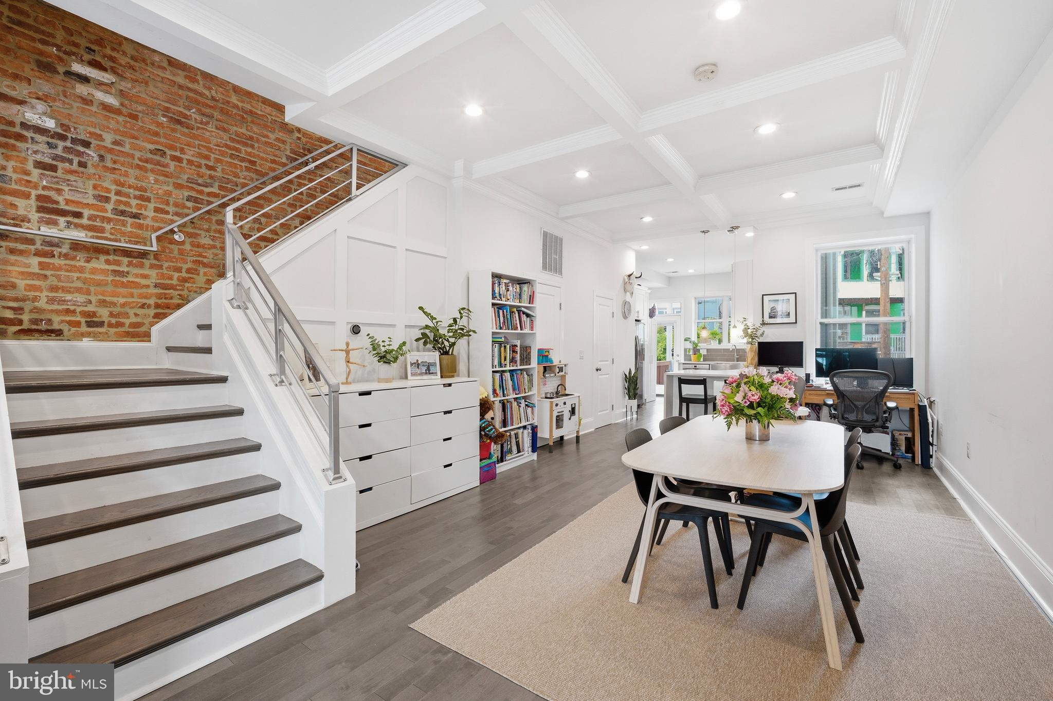 BLOOMINGDALE - Residential Income