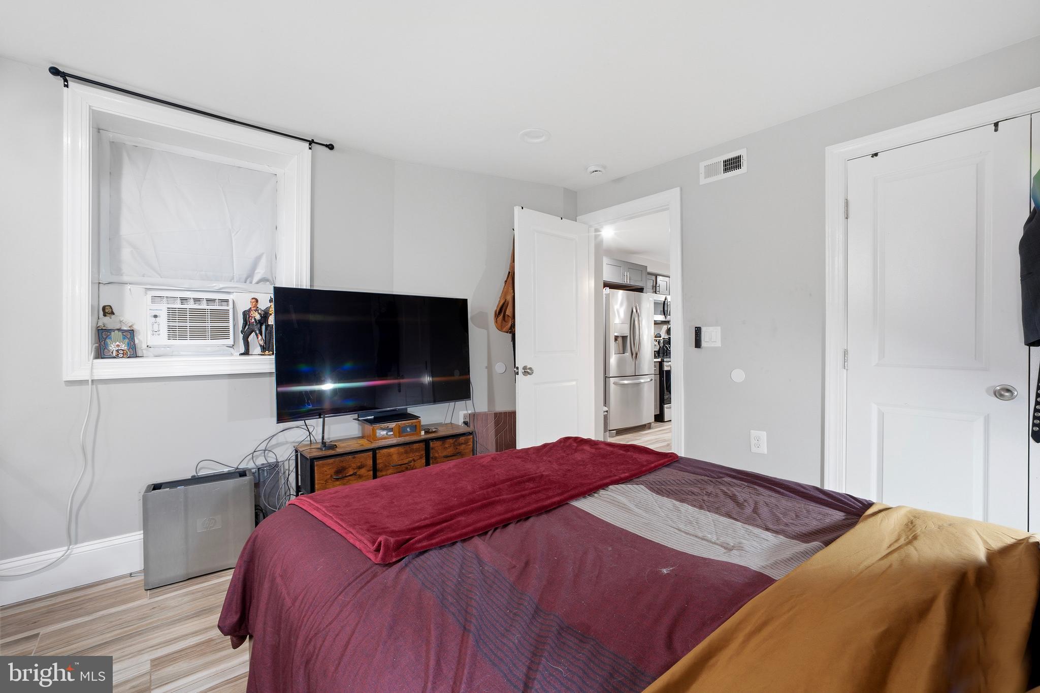 BLOOMINGDALE - Residential Income