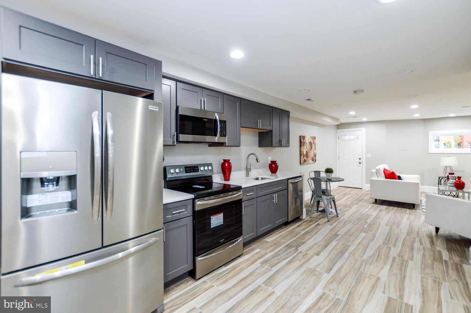 BLOOMINGDALE - Residential Income