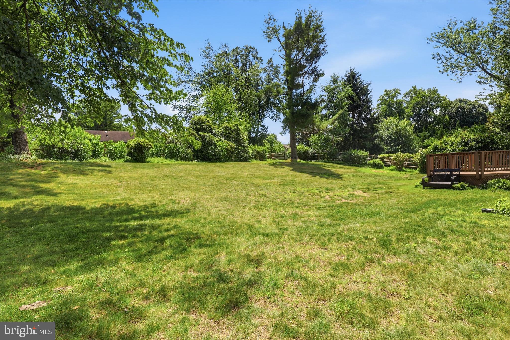 WILLIAMSBURG VILLAGE - Residential