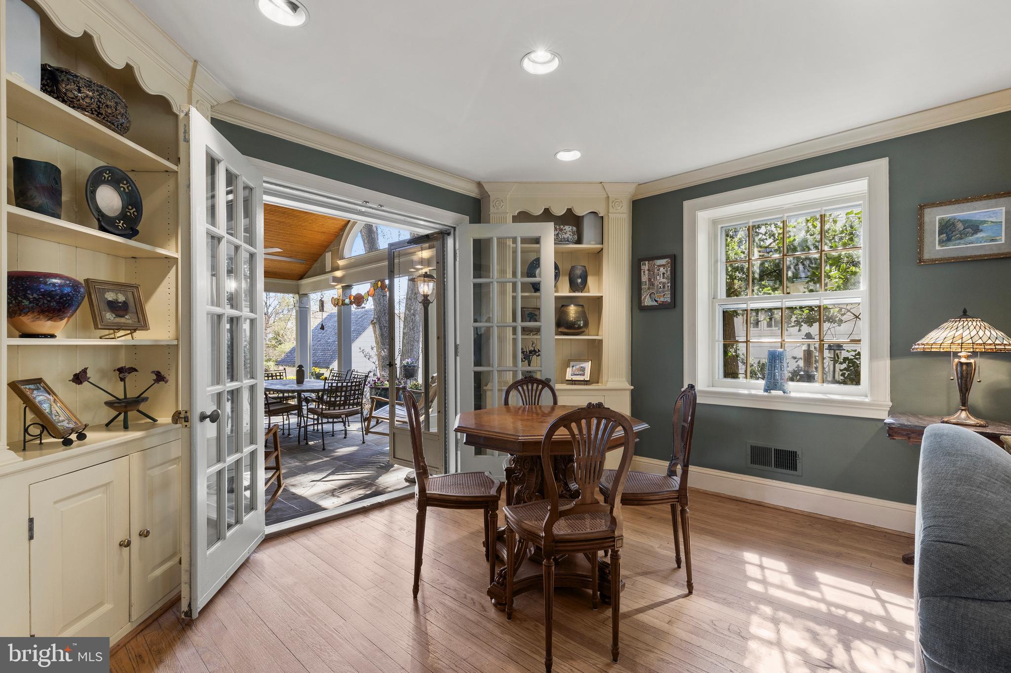 HOMELAND HISTORIC DISTRICT - Residential