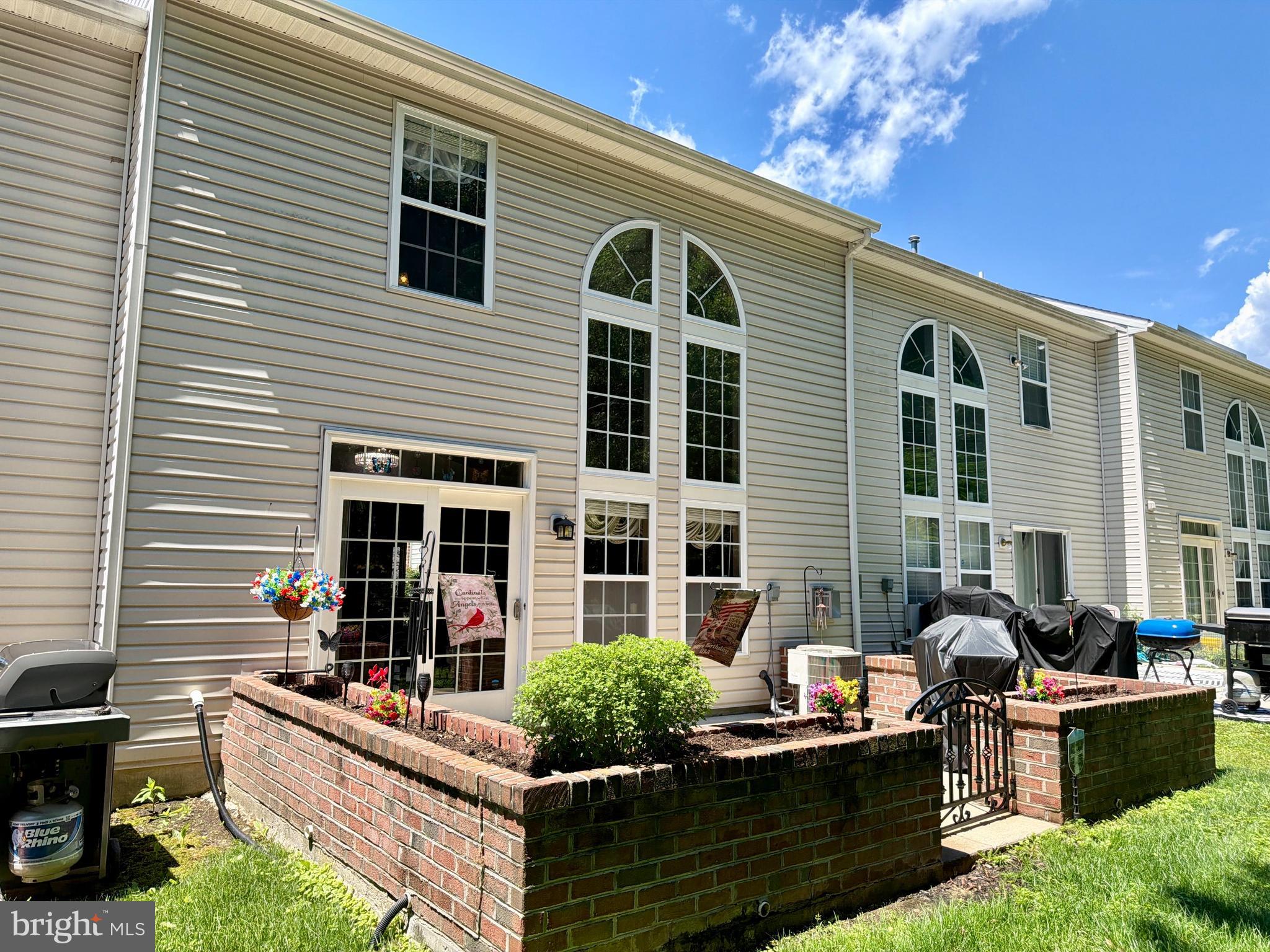 EAGLES LANDING AT WATERS EDGE - Residential