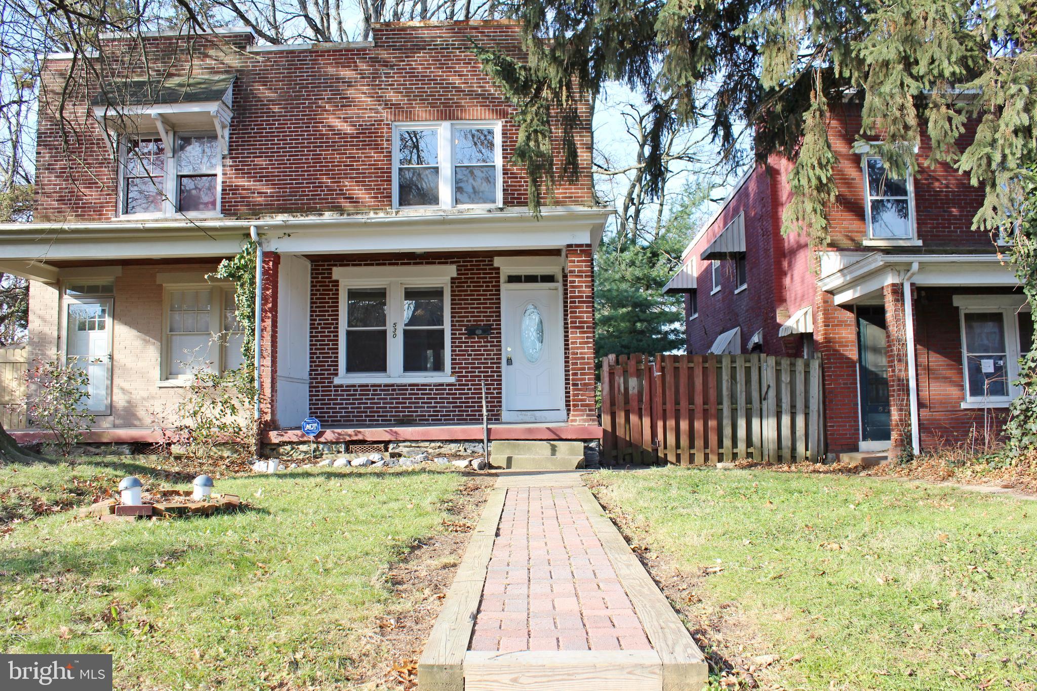 Brick Semi on South West End Avenue. Newer Kitchen, Windows, Bath, Freshly Painted. Wood Floors, Eat-in Kitchen, Possible Off-Street Parking. Backs to Wheatland Junior High. Fenced Yard. Front Porch. Move-in Ready.