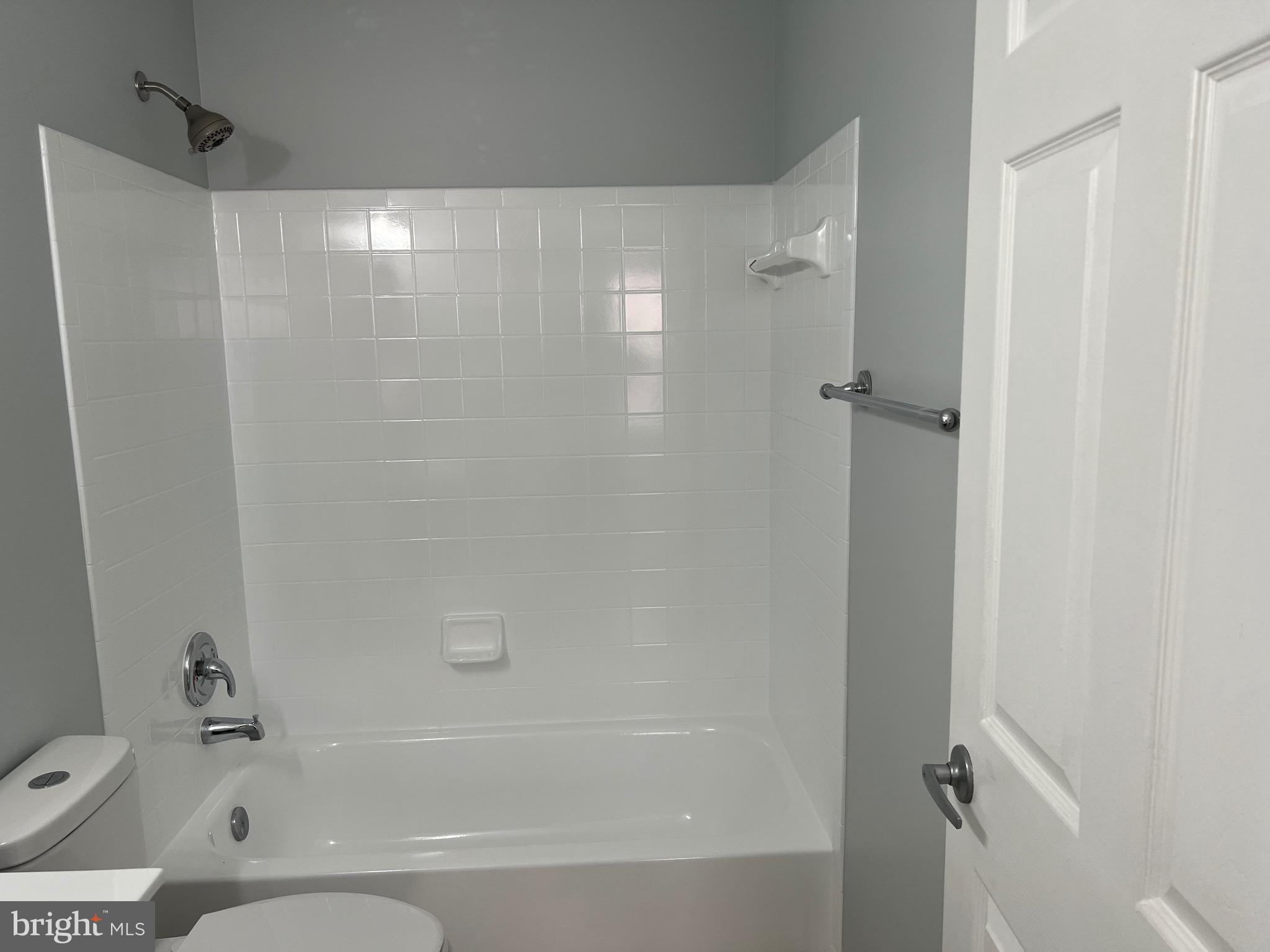 SUMMERHOUSE CONDO - Residential