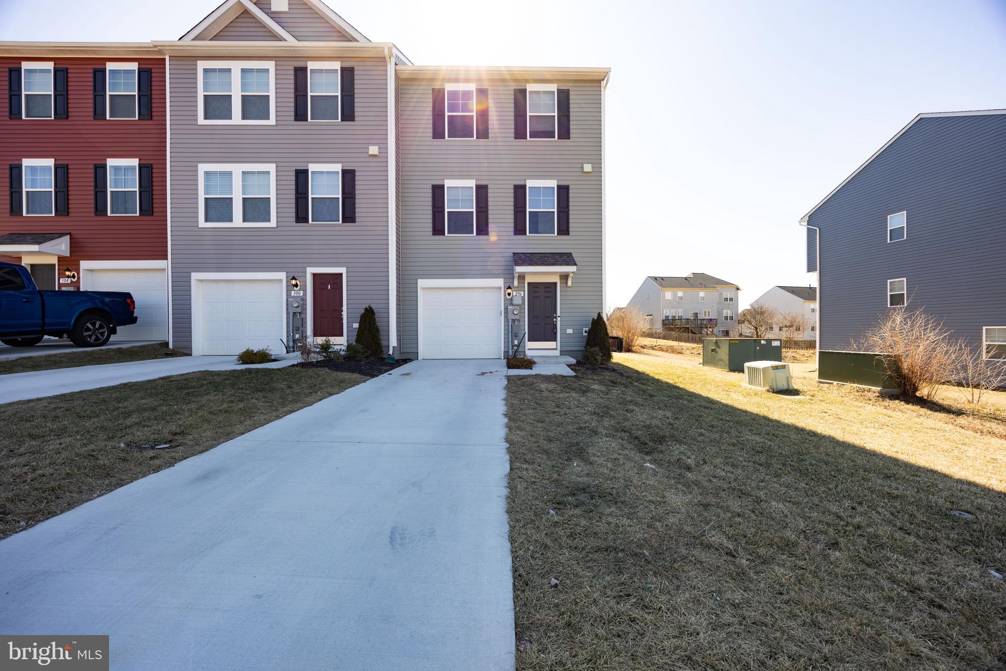 ARCHERS ROCK - Residential