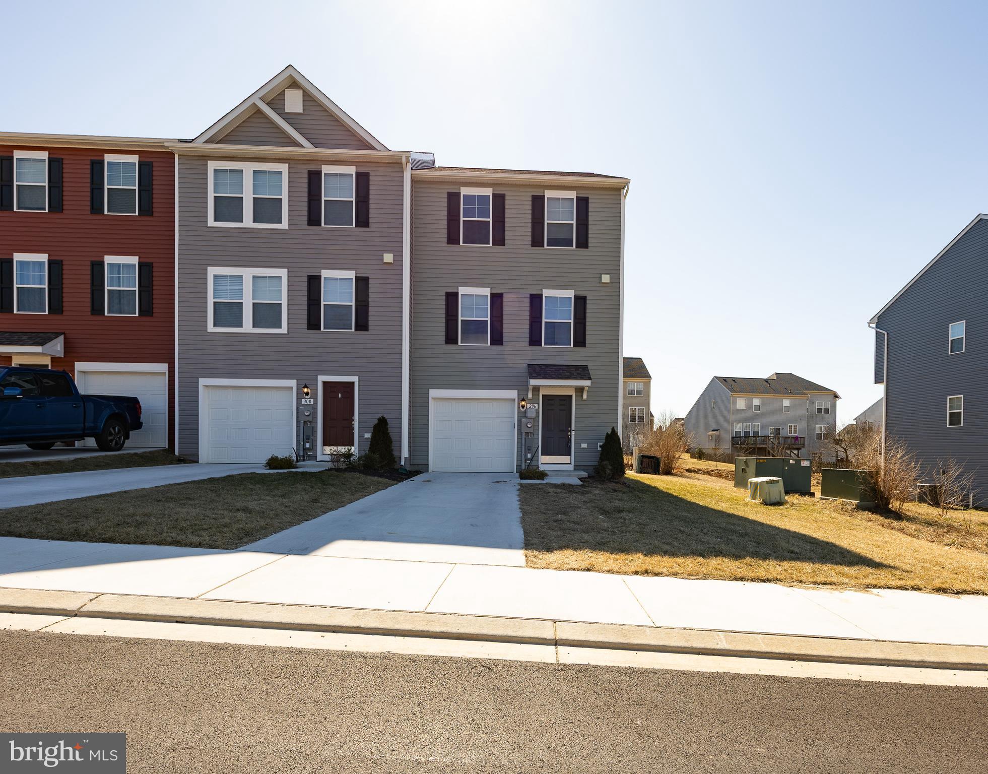 ARCHERS ROCK - Residential