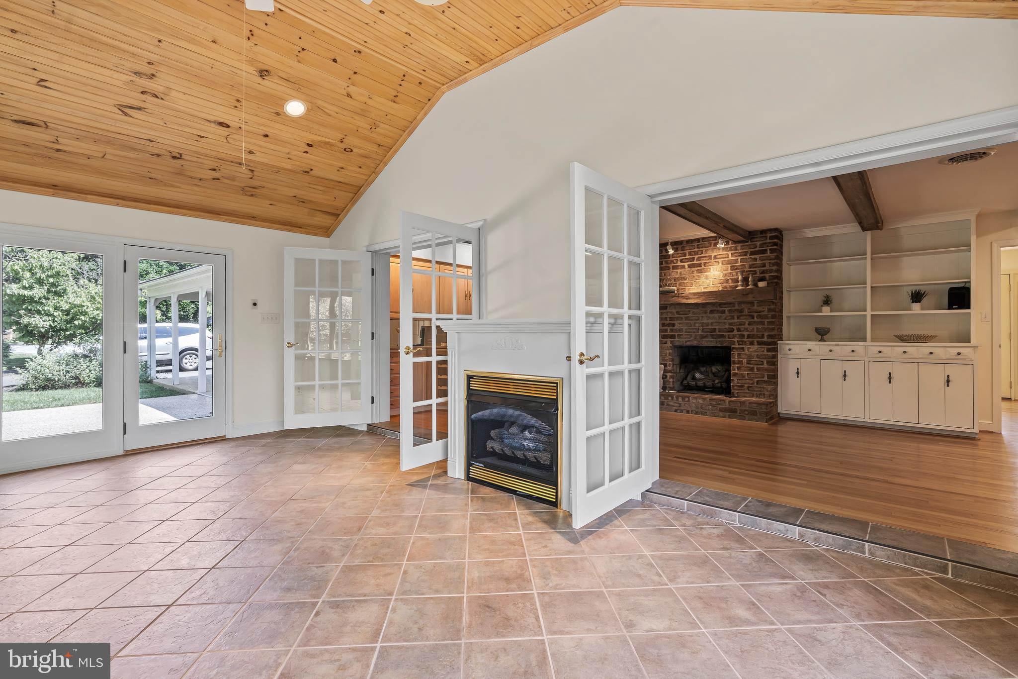 BRIGHTWOOD ACRES - Residential
