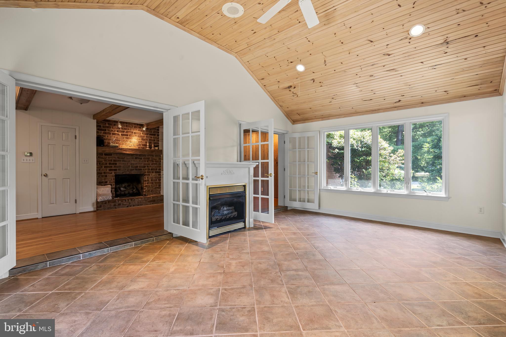 BRIGHTWOOD ACRES - Residential