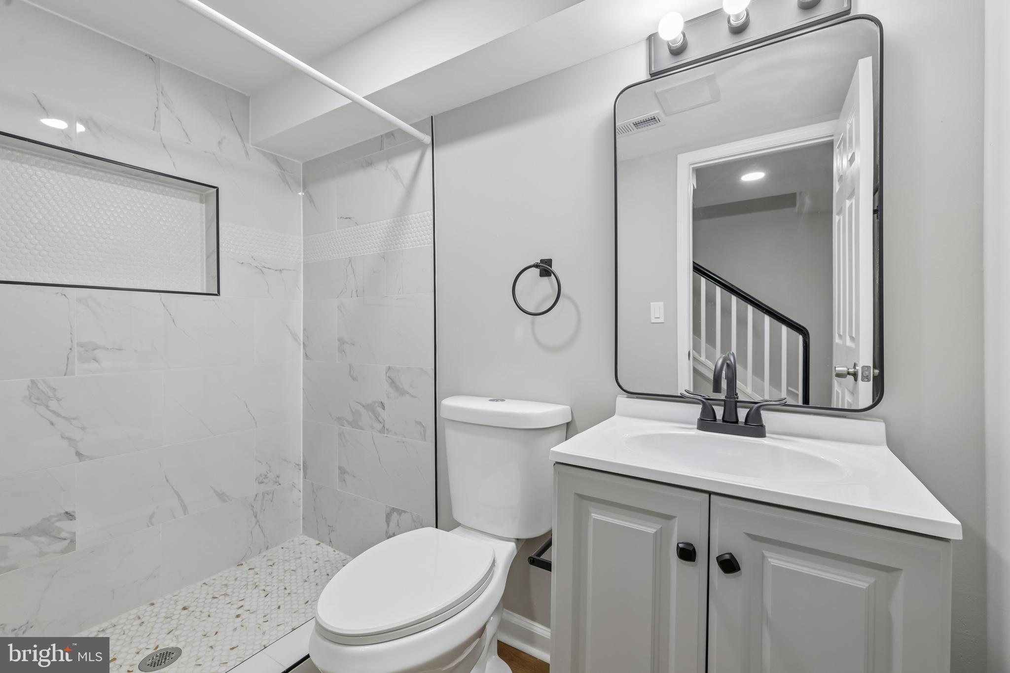 SANDTOWN-WINCHESTER - Residential