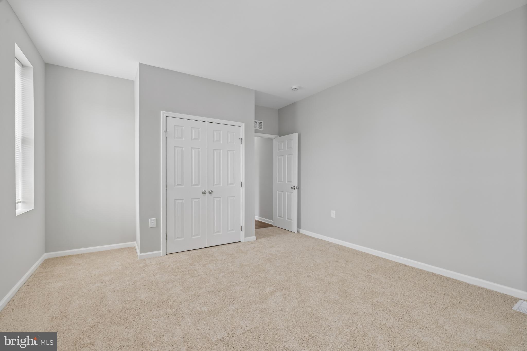 SANDTOWN-WINCHESTER - Residential