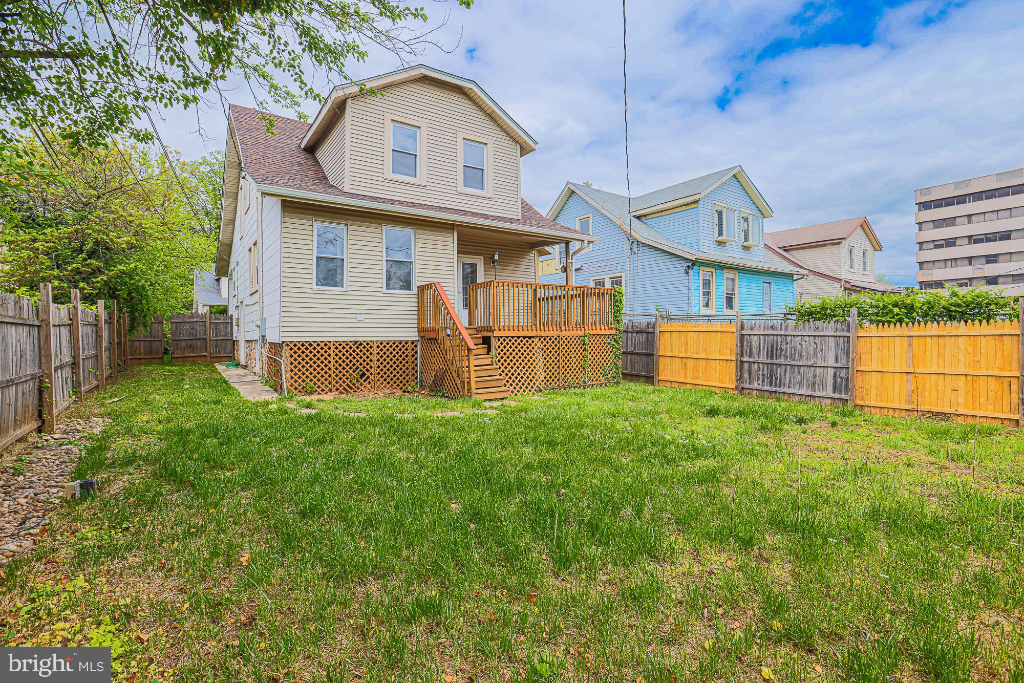 PIKESVILLE - Residential Lease