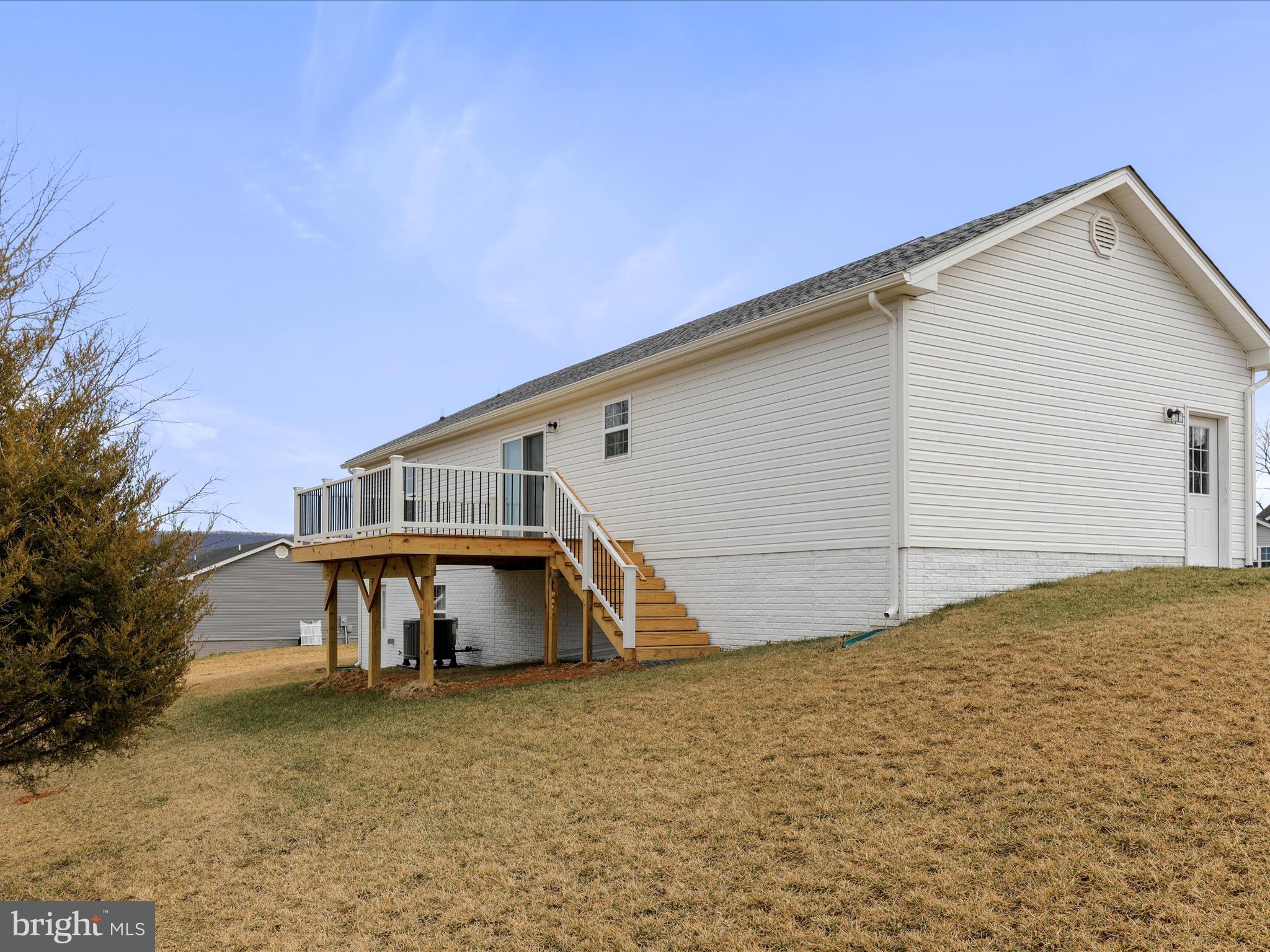 MADISON ESTATES - Residential
