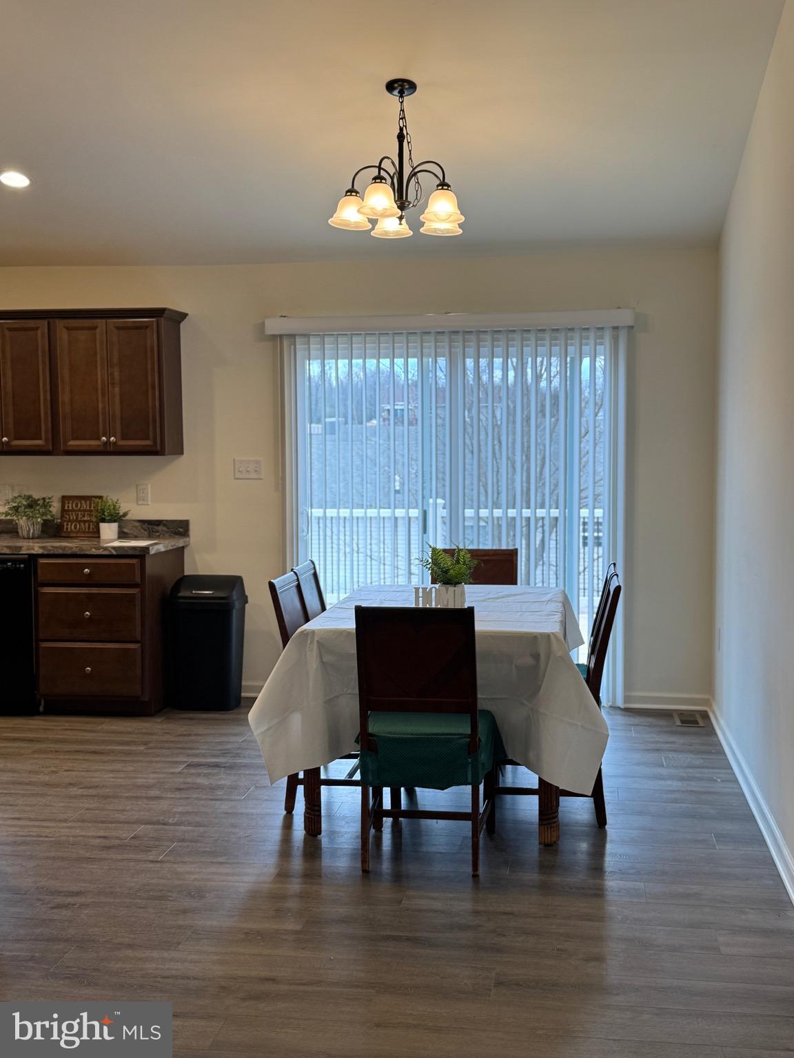 MADISON ESTATES - Residential