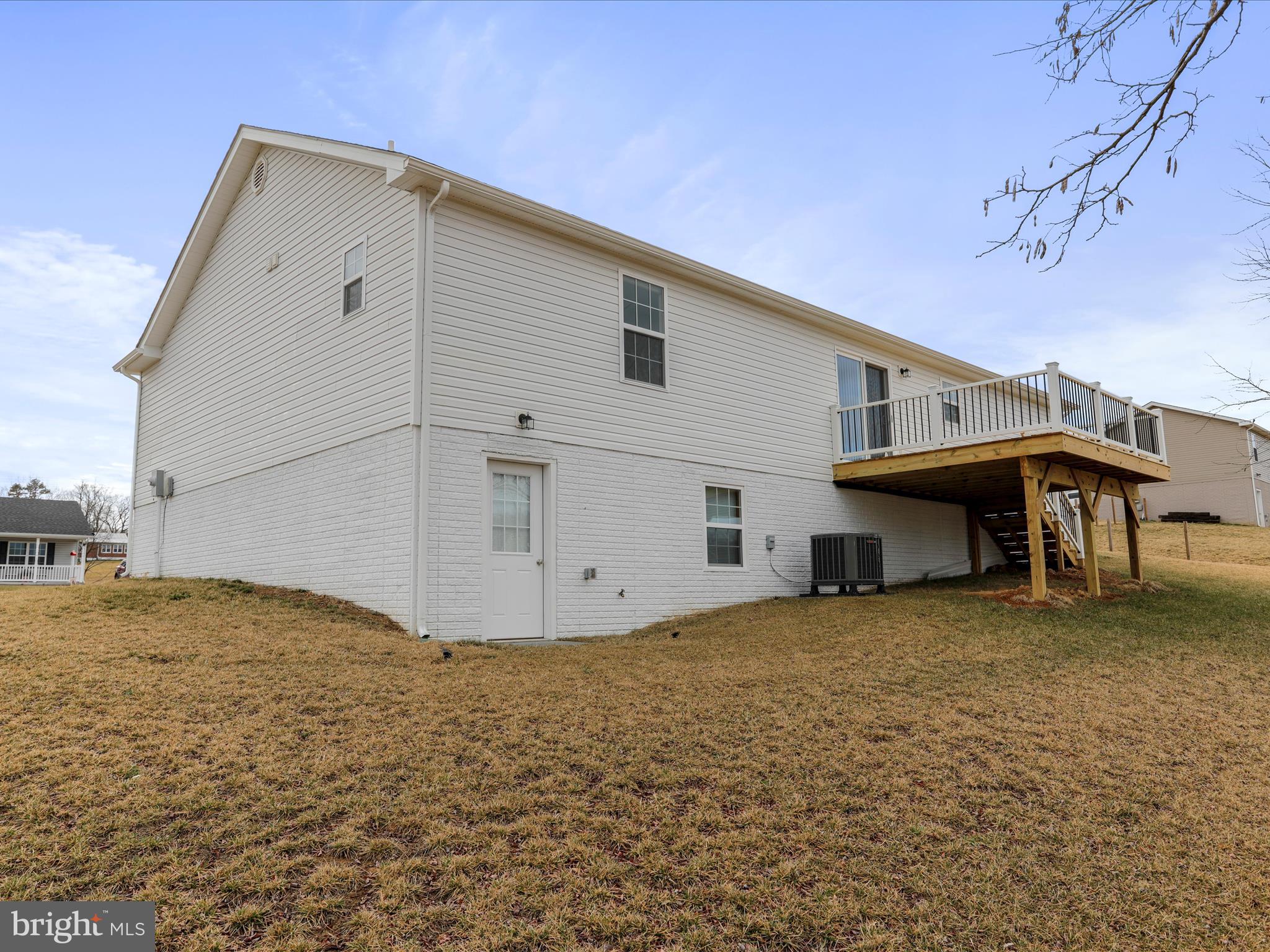 MADISON ESTATES - Residential