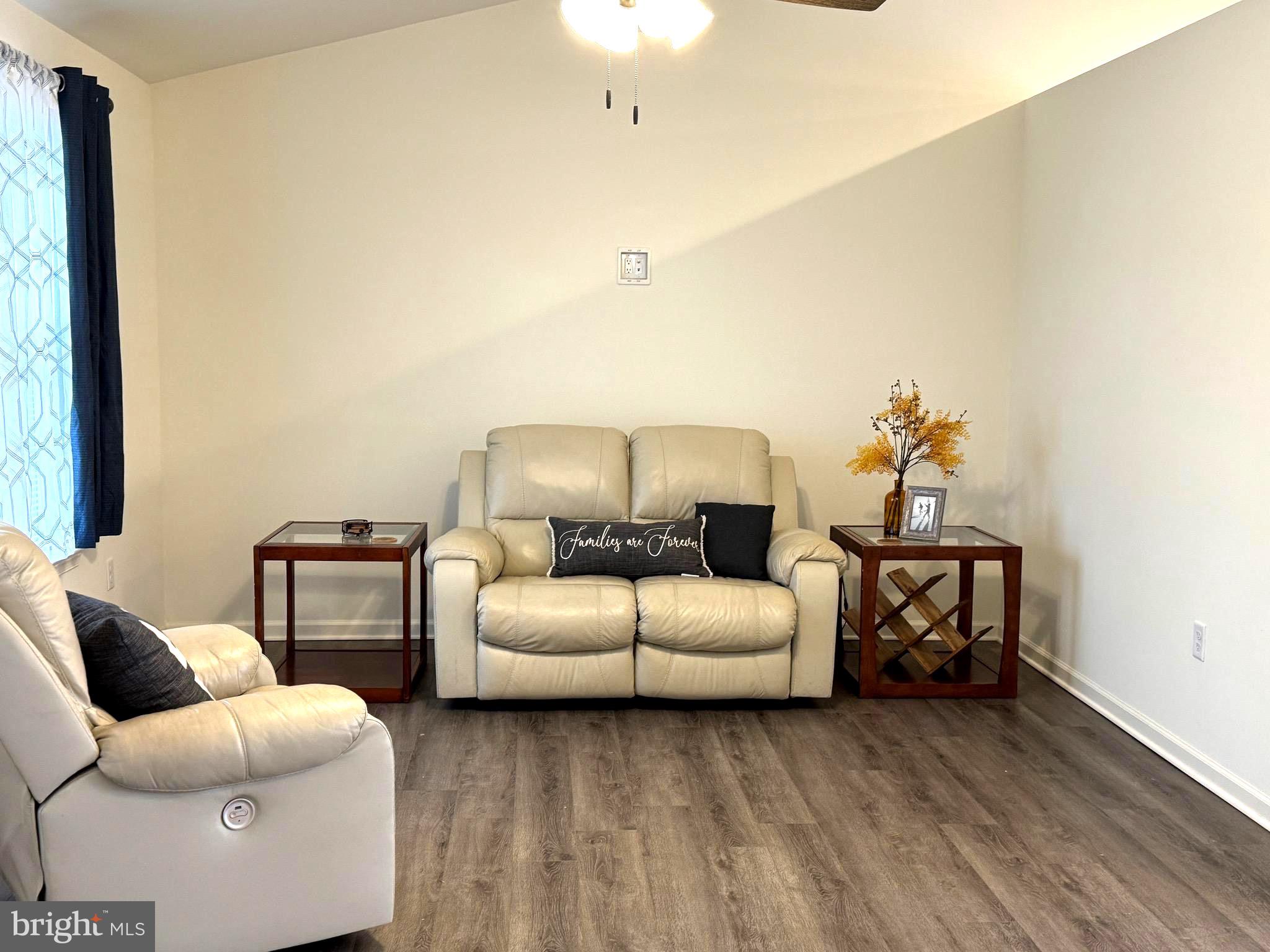 MADISON ESTATES - Residential