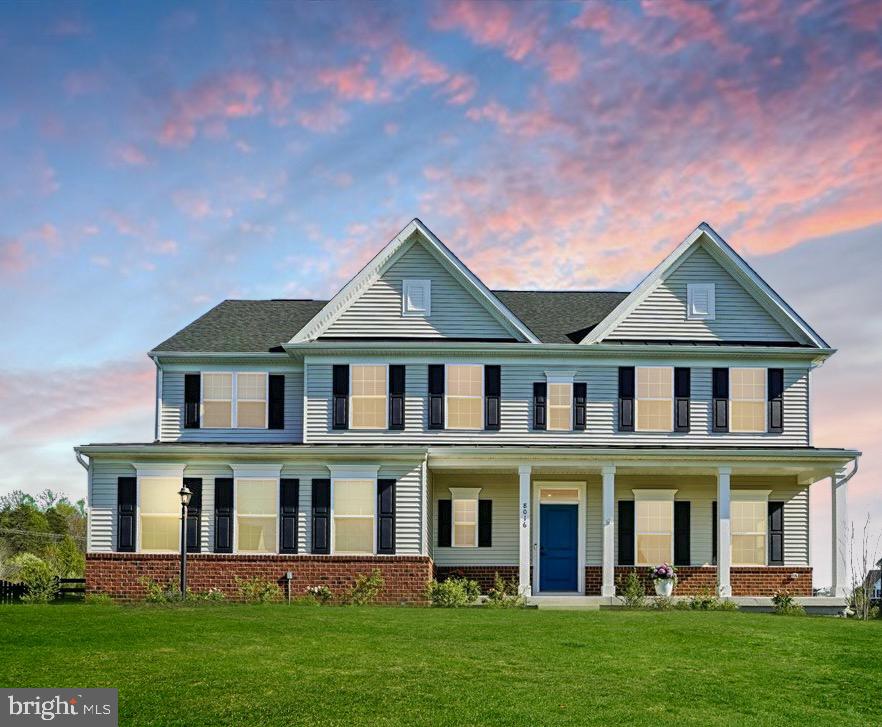 Over 4,200 square feet, more than half an acre, and a location that delivers the best of both worlds—peaceful Warrenton living with convenient access to Northern Virginia commuting routes.
Built in 2024, this home offers the space, flexibility, and modern design today's buyers are searching for without the wait, uncertainty, or added expense of new construction. From the moment you arrive, the welcoming front porch, side-load garage, and spacious homesite create a sense of openness that's becoming increasingly difficult to find.
Inside, the heart of the home is designed for connection. The kitchen, breakfast area, and family room flow seamlessly together, creating an ideal setting for everything from casual weeknight dinners to holiday gatherings. Need extra space? The upstairs loft provides endless possibilities as a media room, home office, playroom, study area, or second family room.
The upper level offers four generously sized bedrooms, while the finished lower level expands your living options with a large recreation room and full bath—perfect for guests, fitness space, hobbies, game nights, or multigenerational living.
Outside, the oversized backyard offers room to create the outdoor lifestyle you've been wanting—whether that's entertaining, gardening, adding a play area, or simply enjoying the extra breathing room that comes with a half-acre lot.
Located in the Kettle Run High School district, this home combines modern construction, flexible living space, and a sought-after Warrenton setting where open skies, community charm, and everyday conveniences come together naturally.