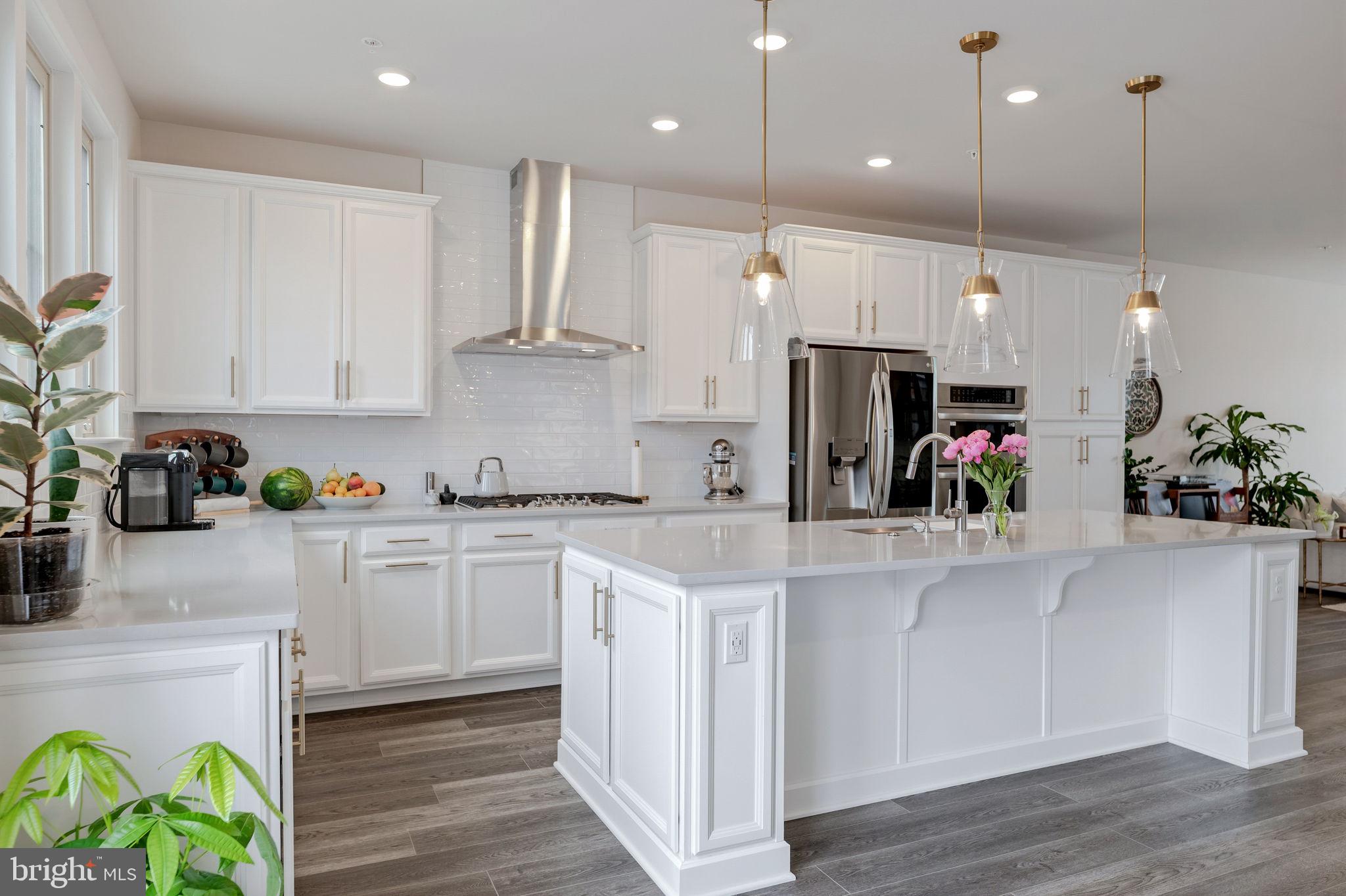 BOULEVARD VI TOWNS - Residential
