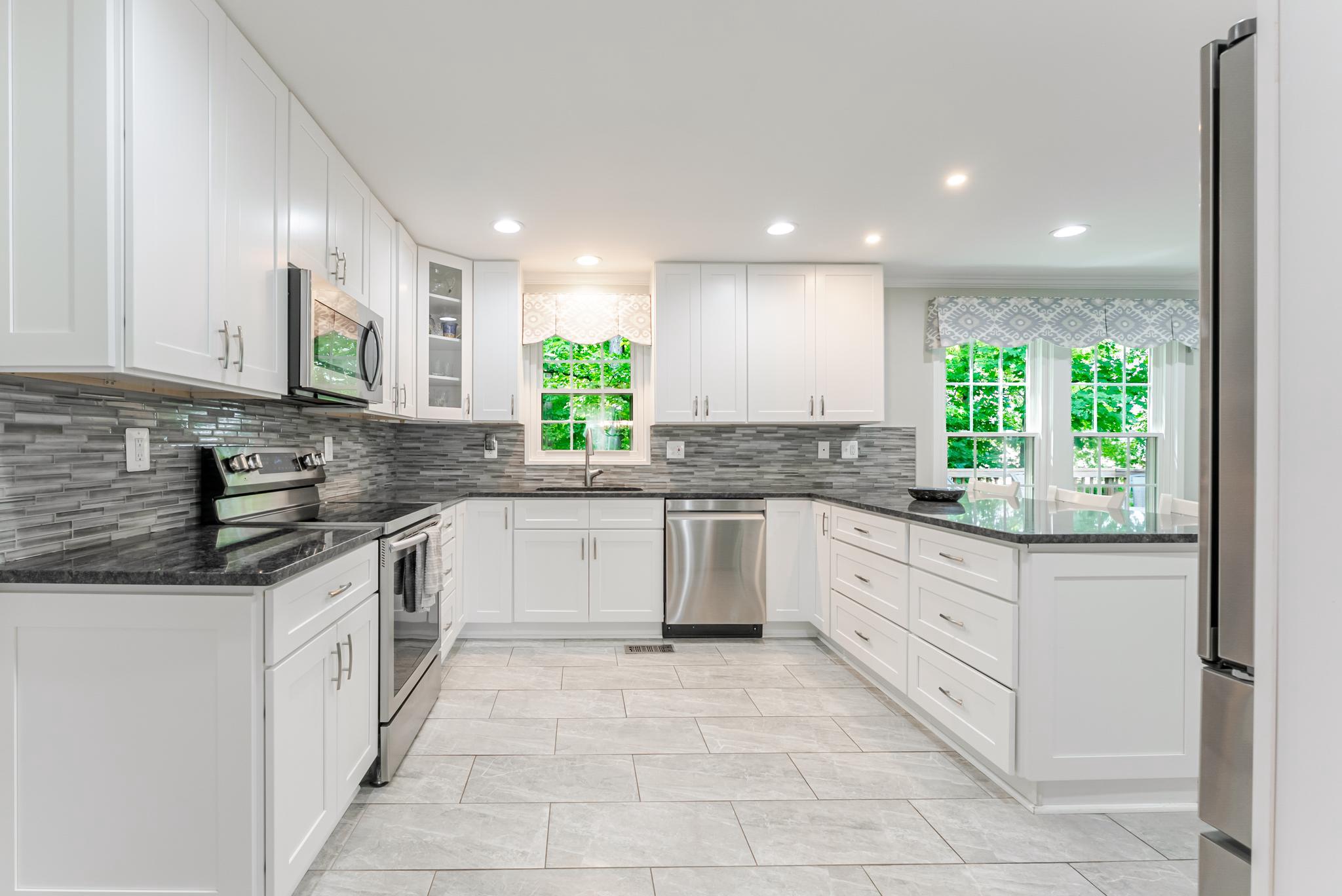 PEPPER TREE - Residential