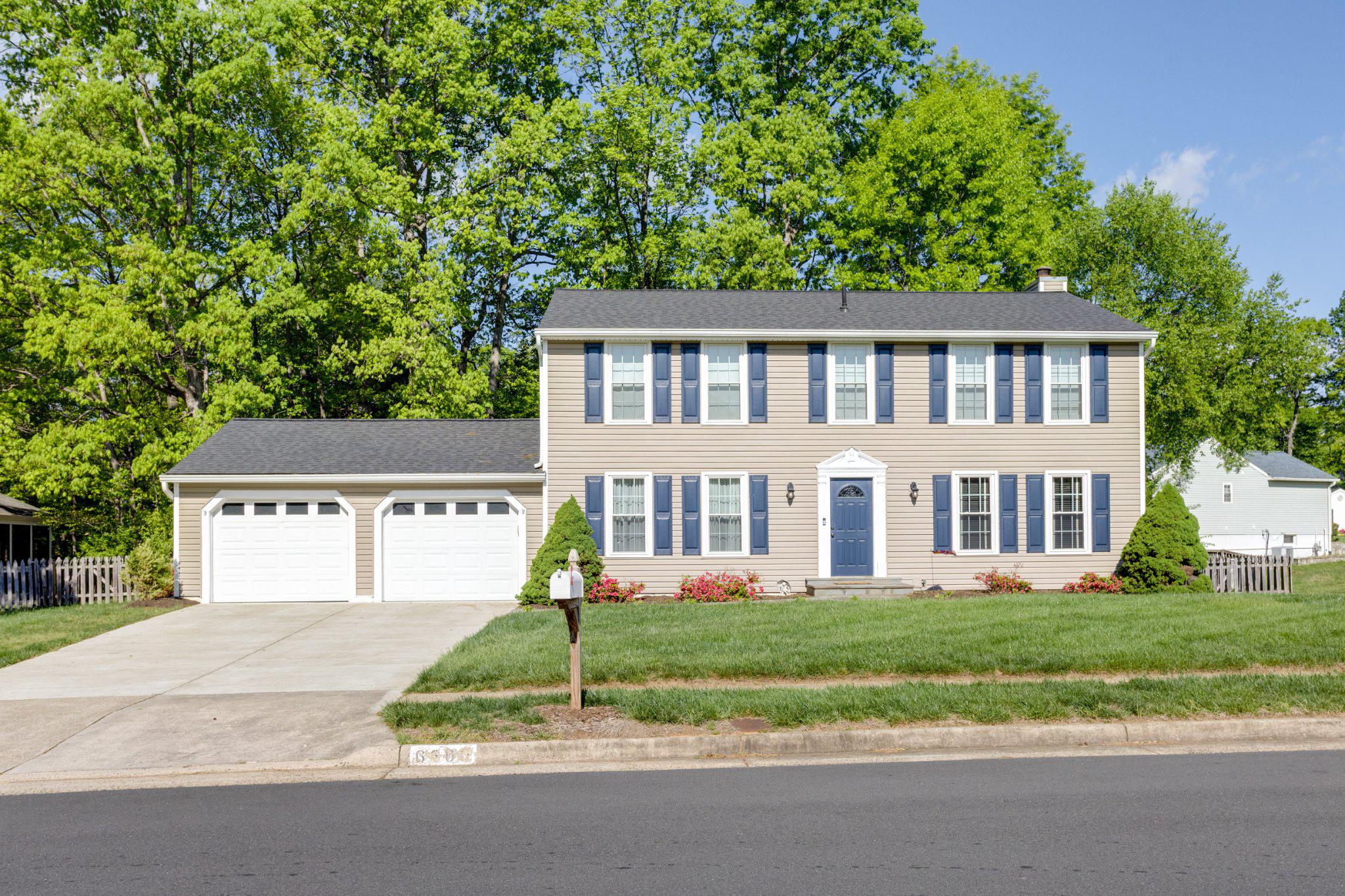 PEPPER TREE - Residential