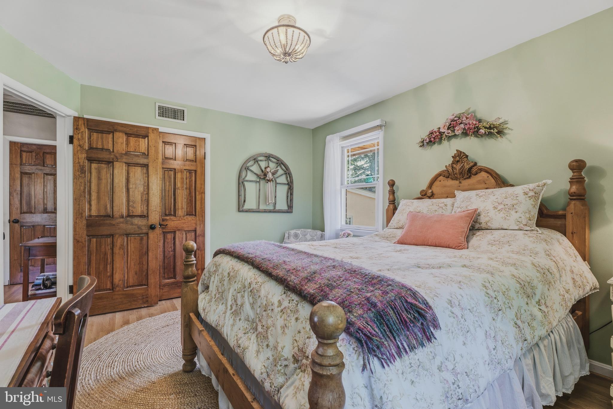 WOODBROOK - Residential