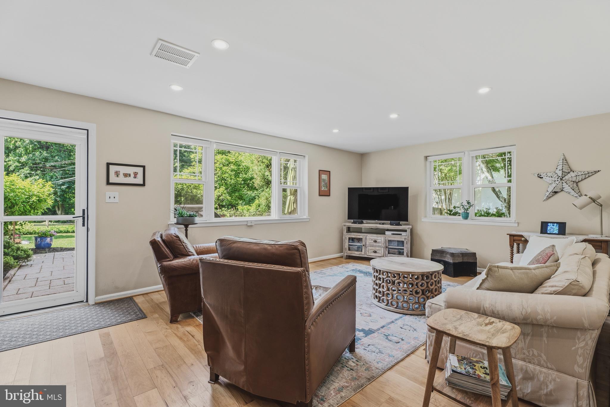 WOODBROOK - Residential