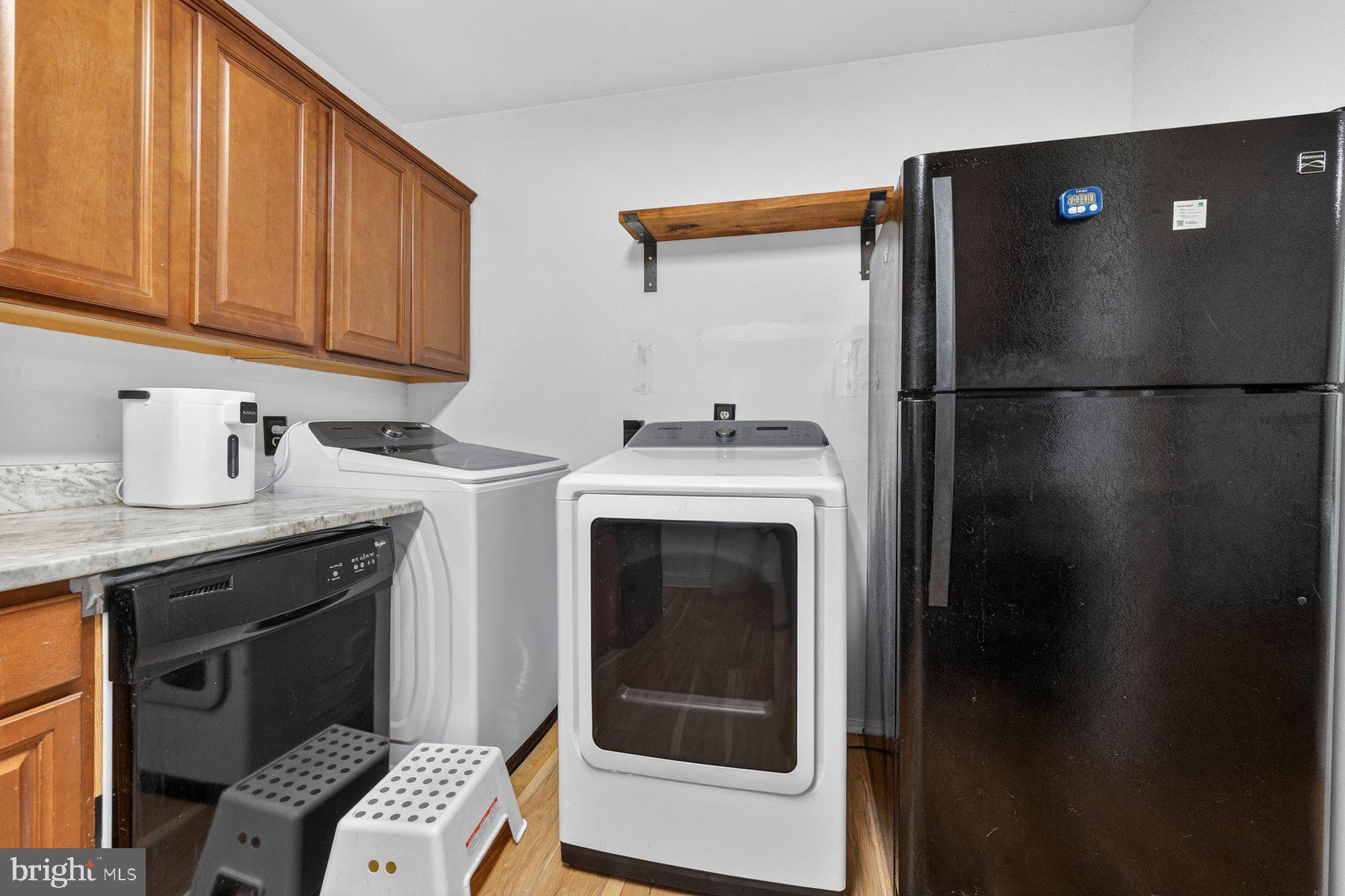 CHELSEA WOODS CONDO - Residential