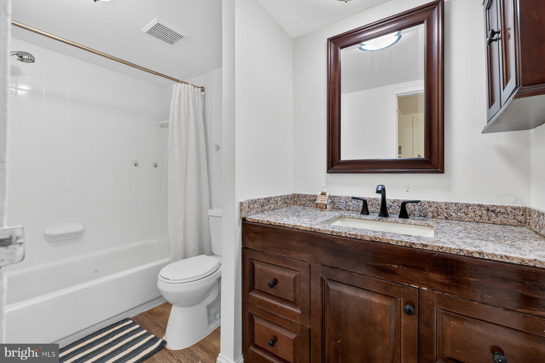 CHELSEA WOODS CONDO - Residential