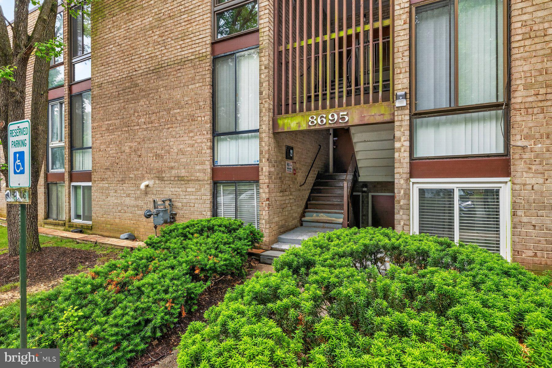 CHELSEA WOODS CONDO - Residential