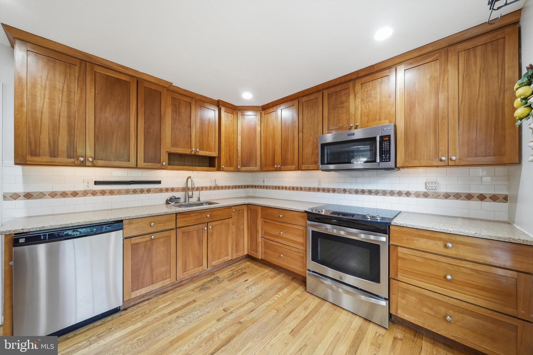 FAIRIDGE - Residential