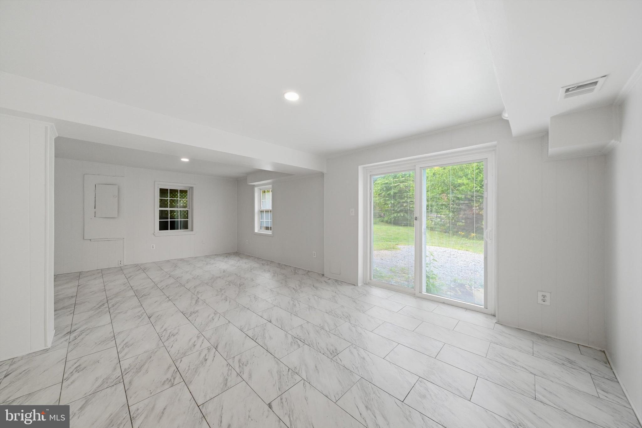 FAIRIDGE - Residential
