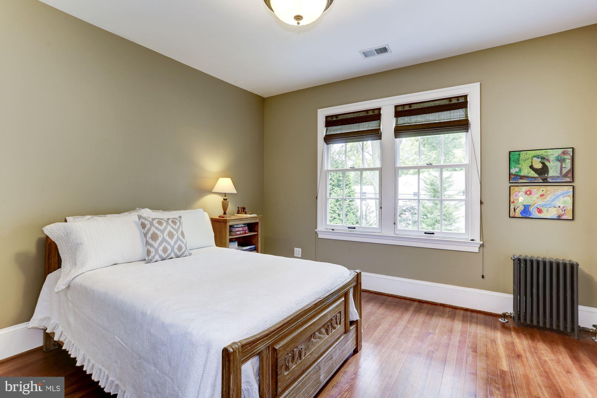 CHEVY CHASE VILLAGE - Residential