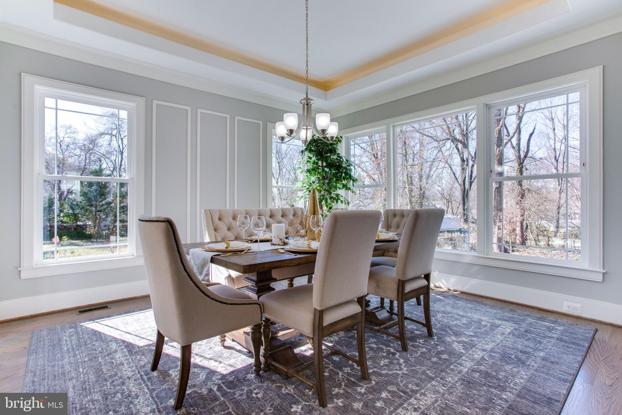 VIENNA WOODS - Residential