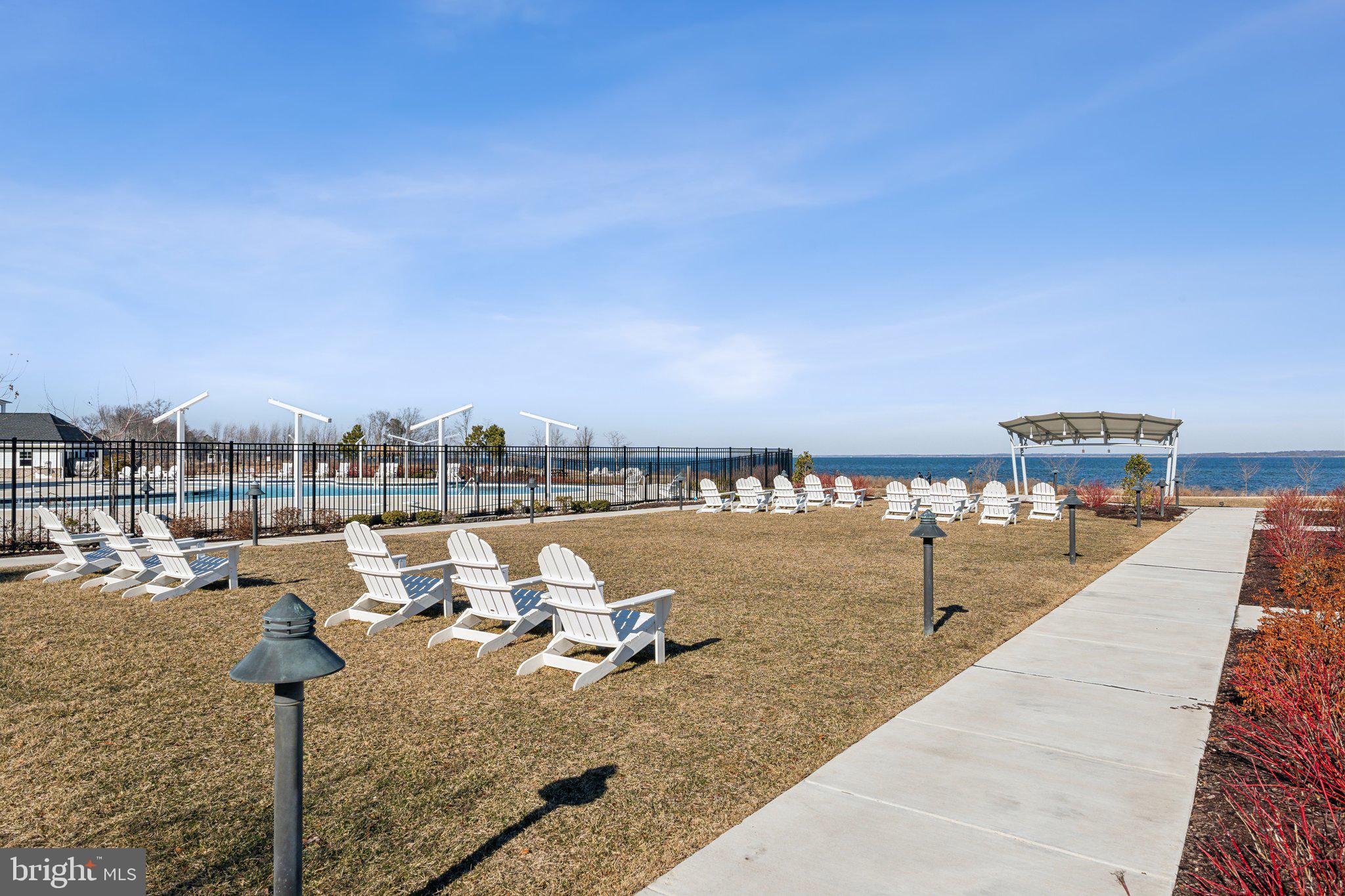 FOUR SEASONS AT KENT ISLAND - Residential