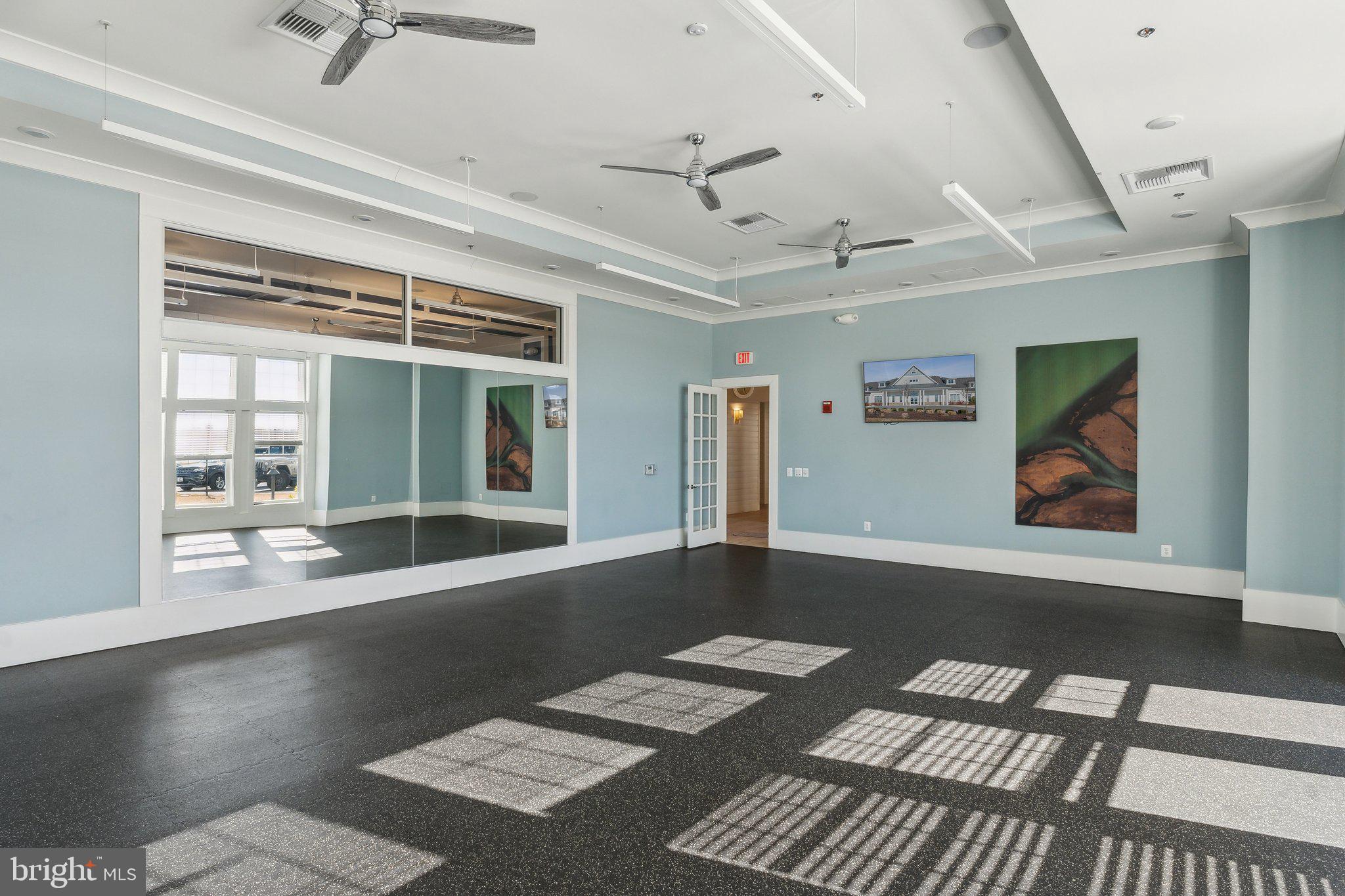 FOUR SEASONS AT KENT ISLAND - Residential