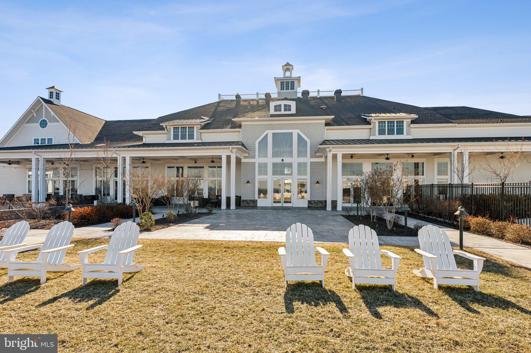FOUR SEASONS AT KENT ISLAND - Residential