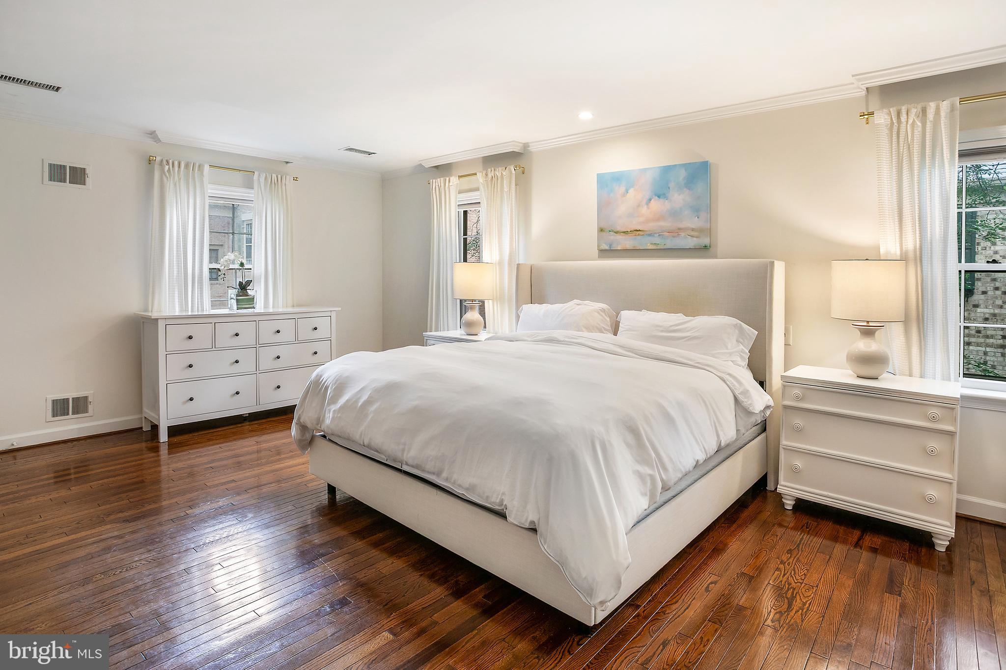 WESTBARD MEWS - Residential
