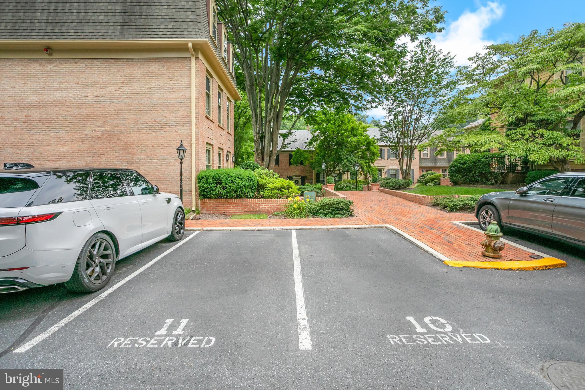 WESTBARD MEWS - Residential