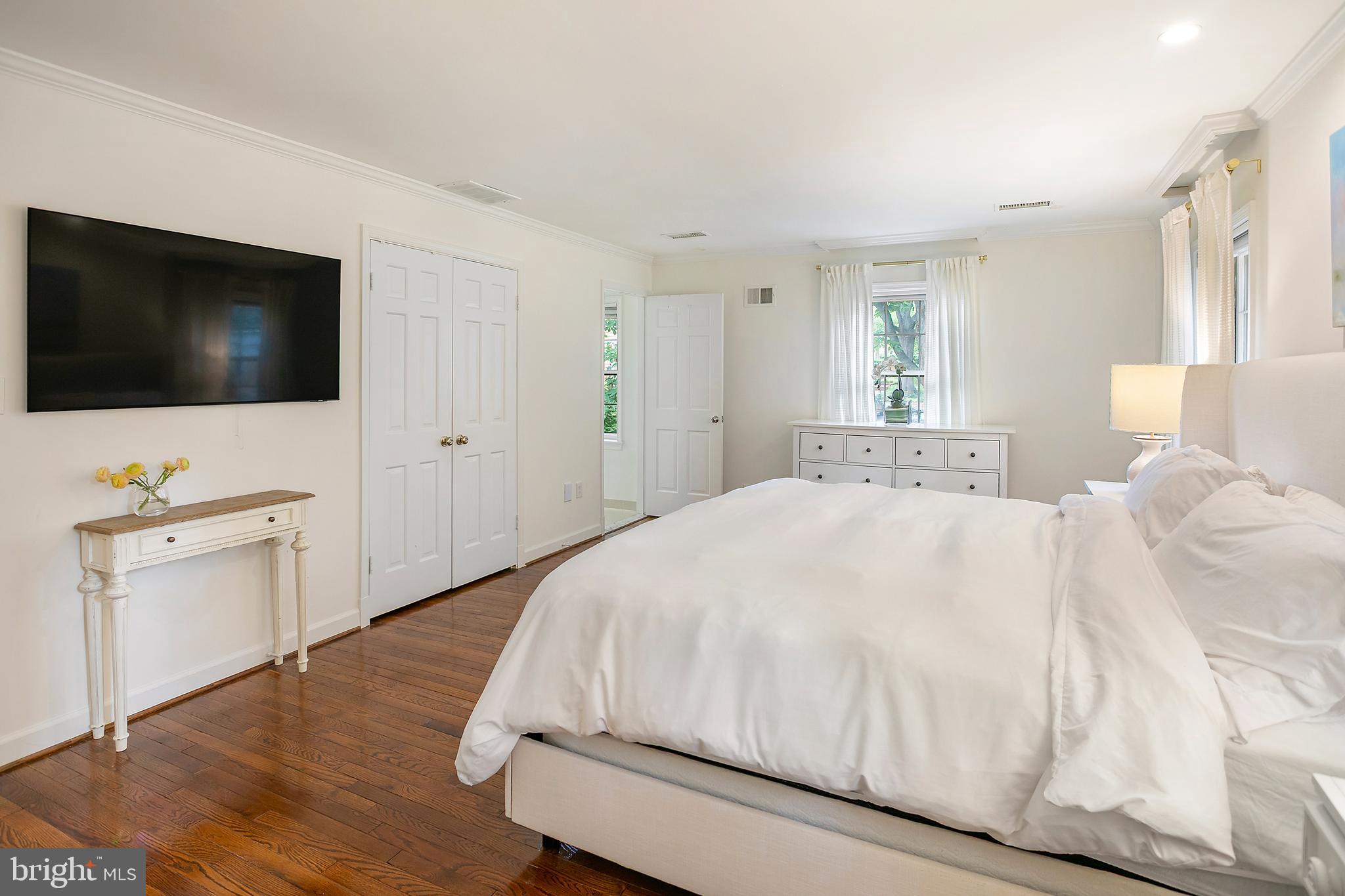 WESTBARD MEWS - Residential
