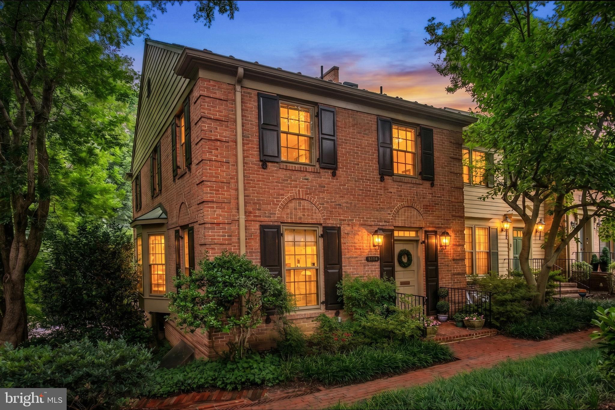 WESTBARD MEWS - Residential