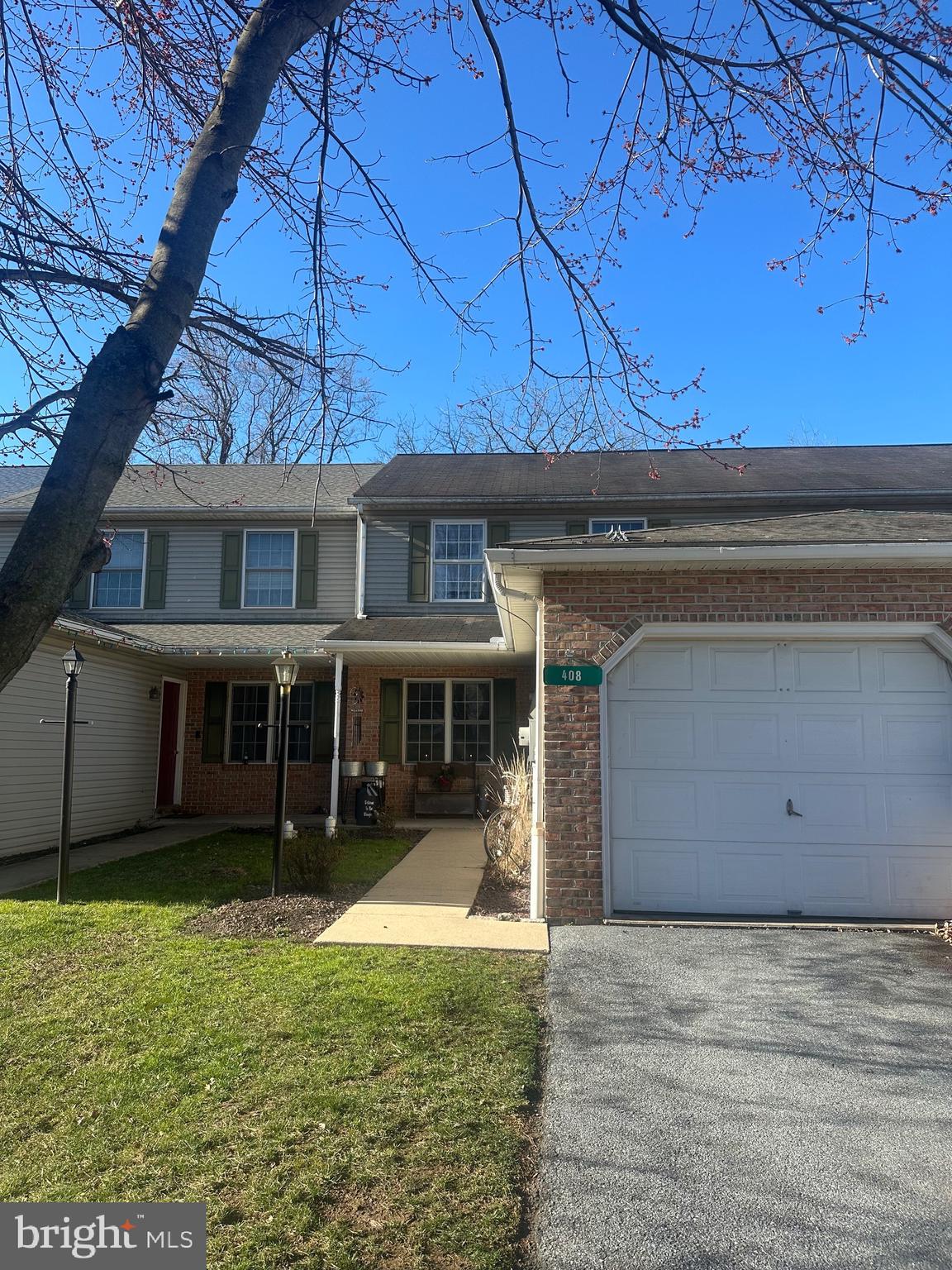 HIGHLAND HEIGHTS - Residential